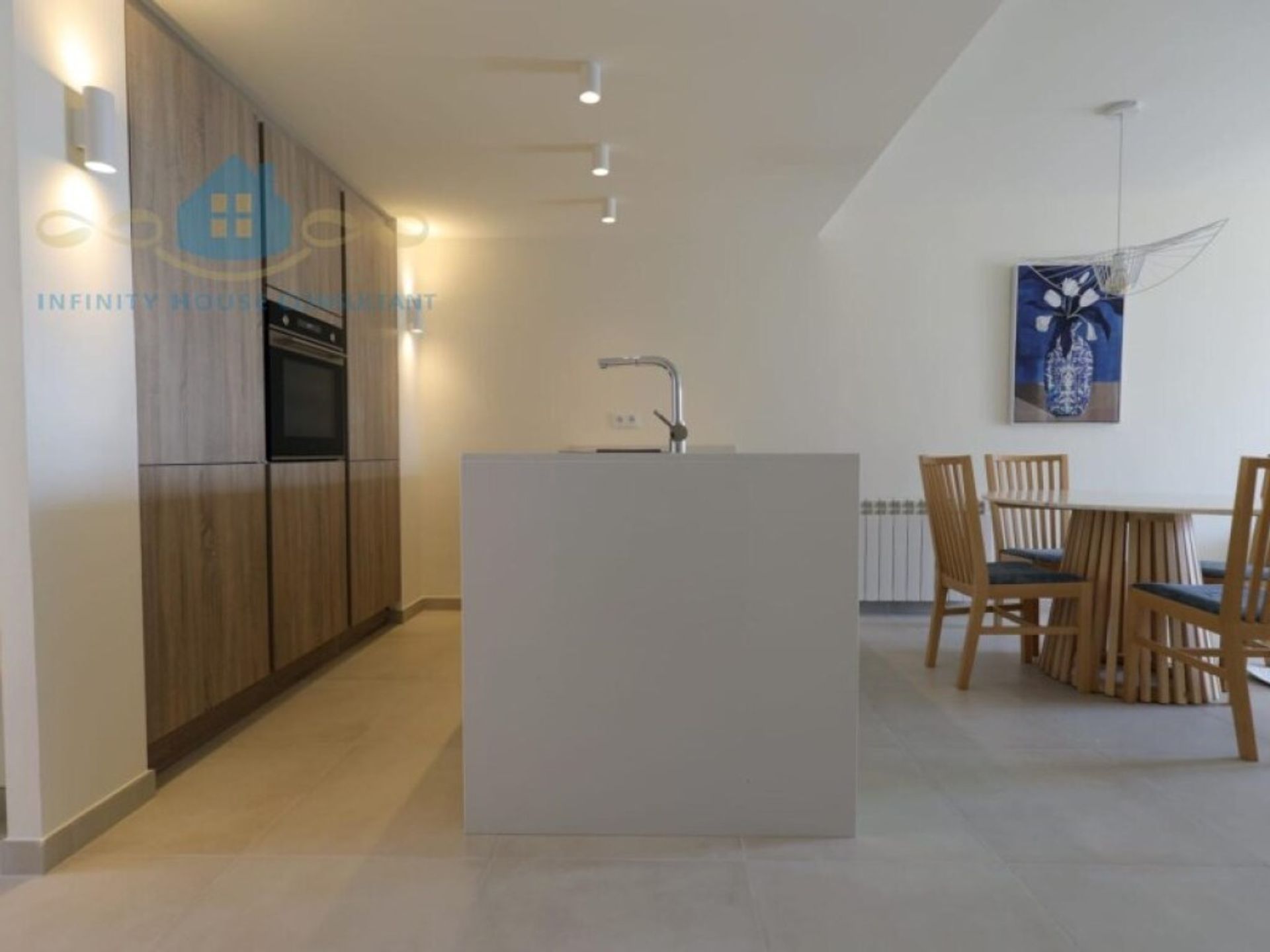 Condominium in Llano del Castillo, Valencia 11515569