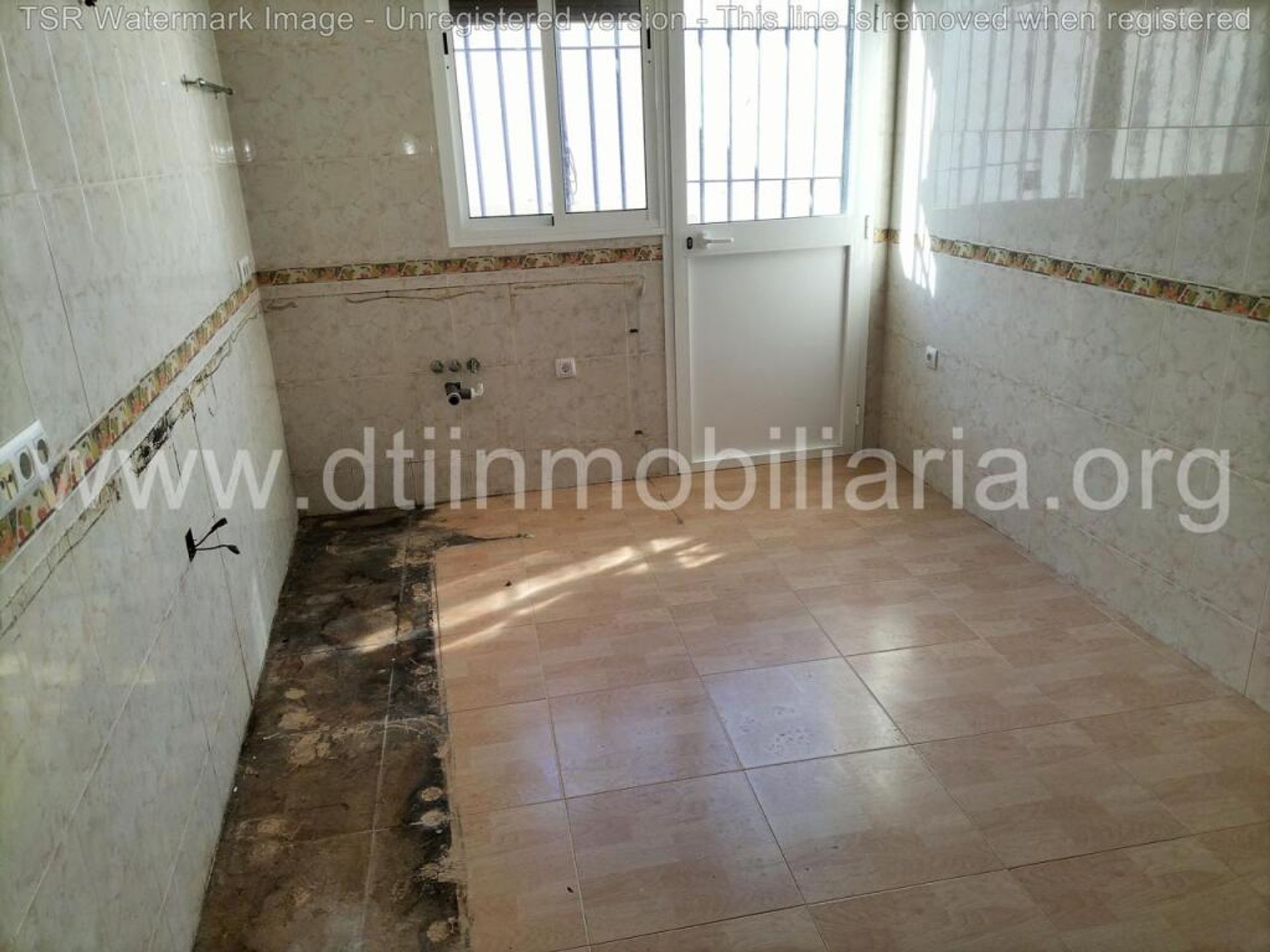 Huis in Villarrasa, Andalucía 11516082