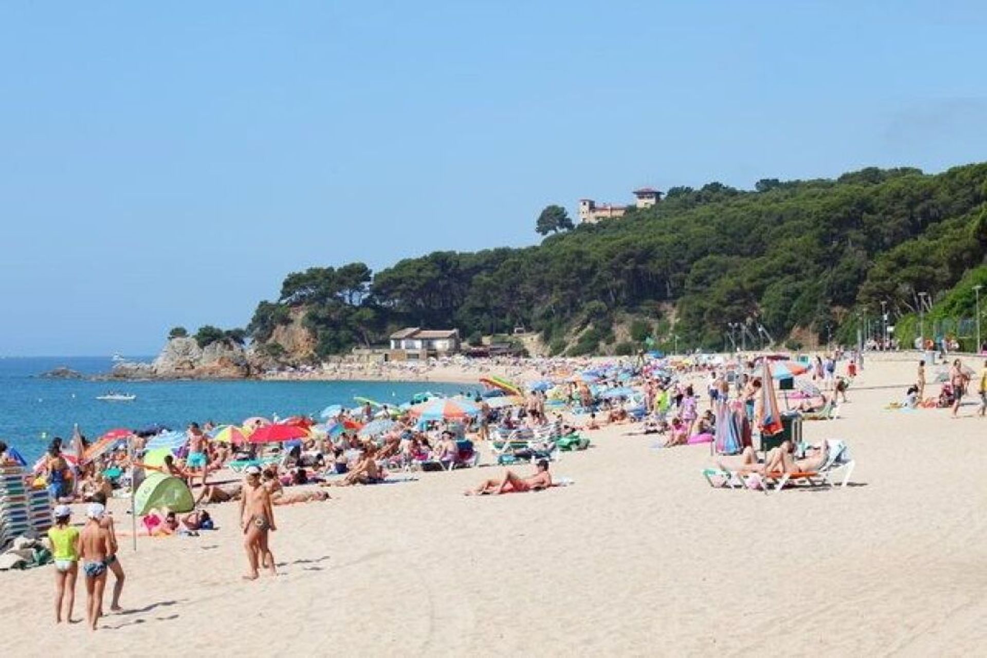 קוֹנדוֹמִינִיוֹן ב Lloret de Mar, Catalunya 11516201