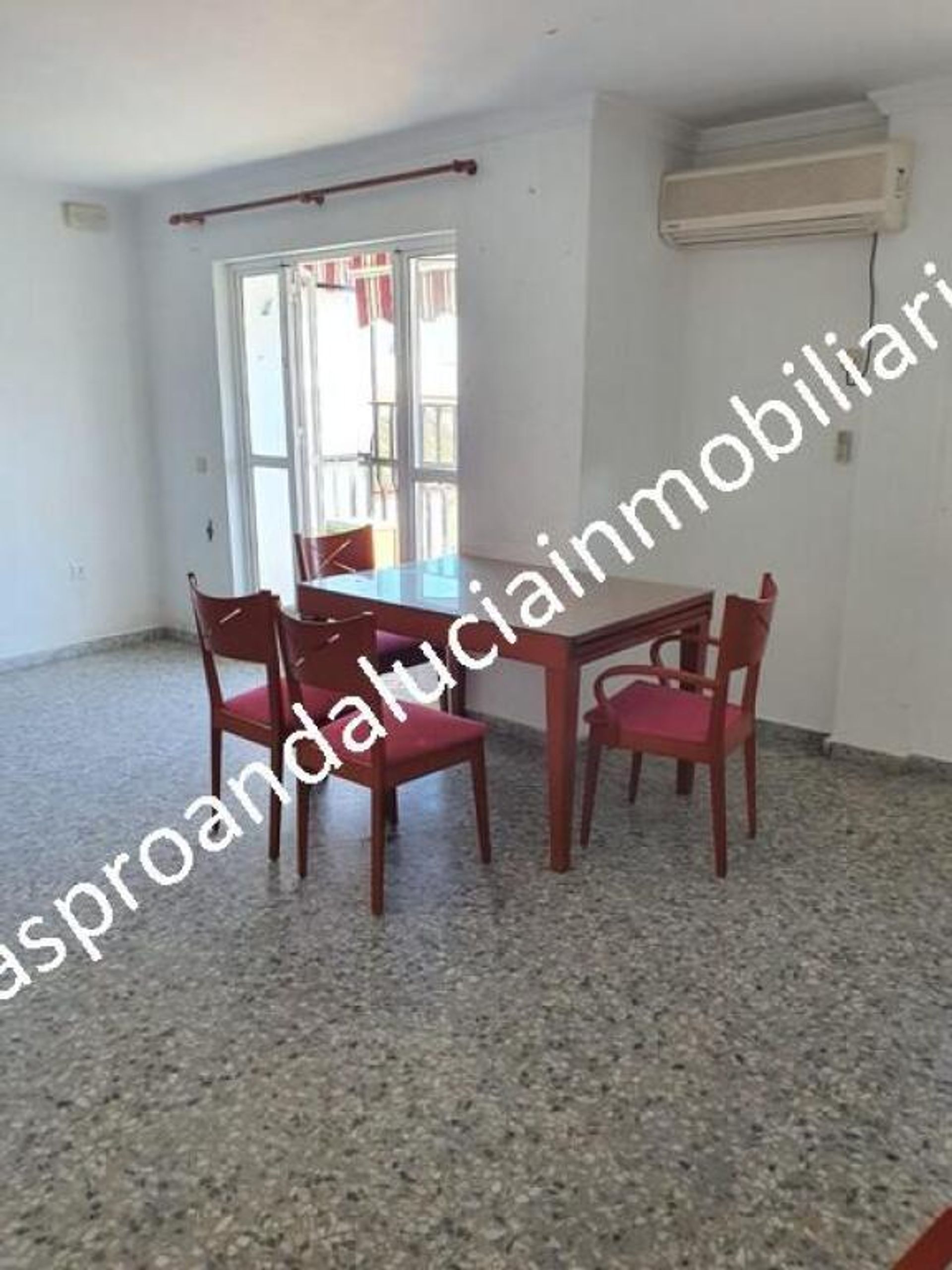 Condominio nel Pilas, Andalusia 11516356