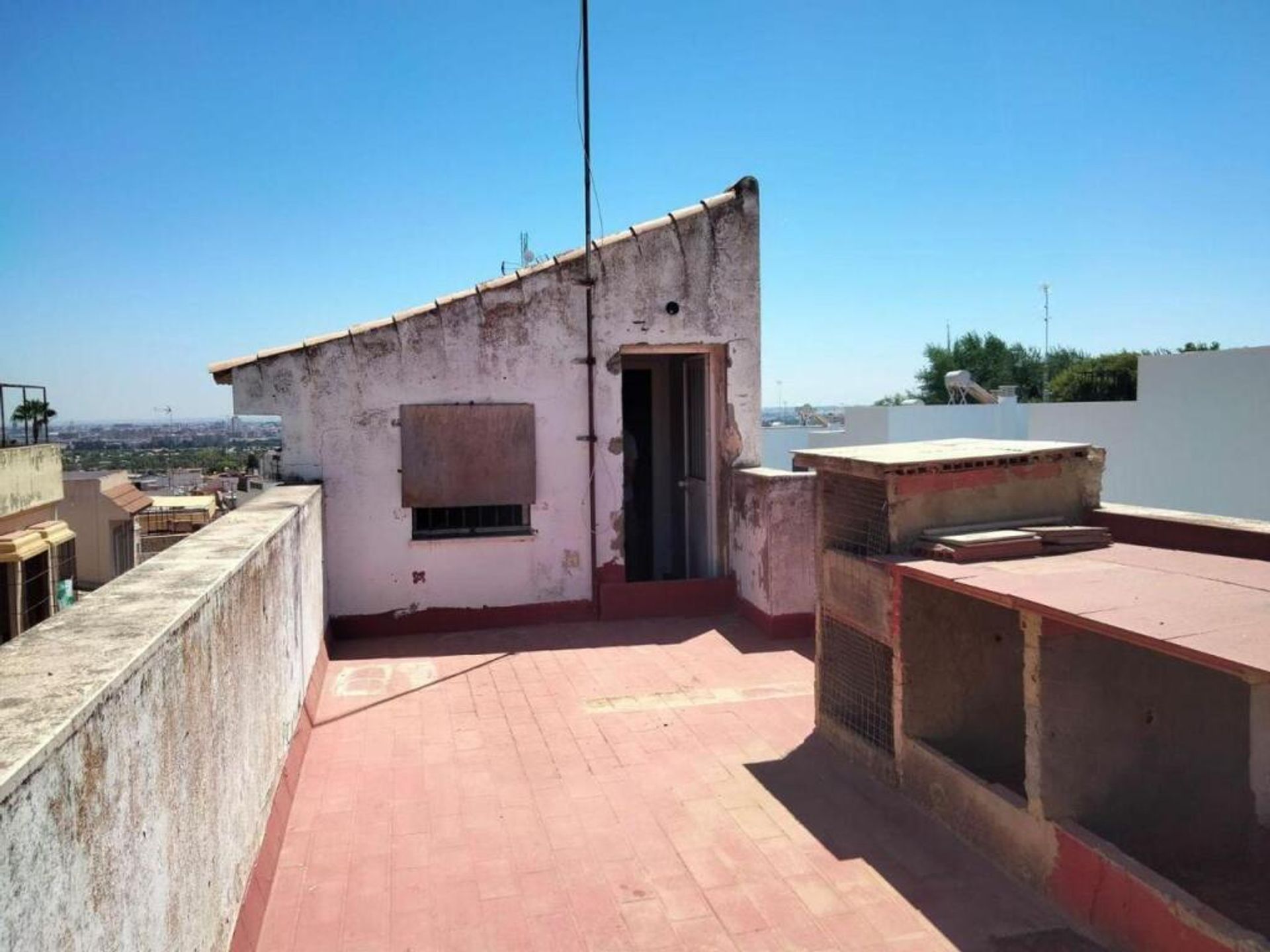 Haus im Tomares, Andalucía 11516486