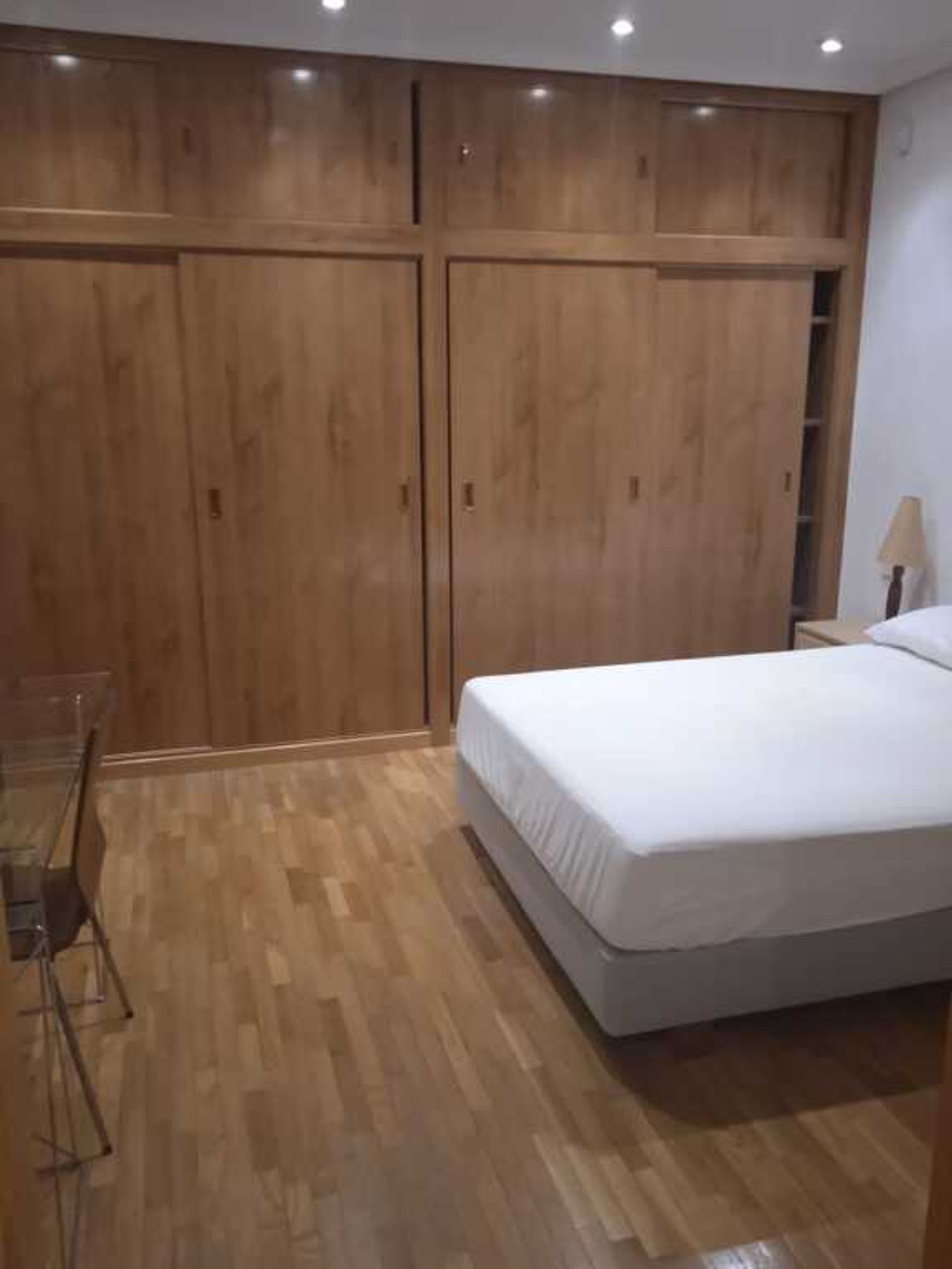 Condominium in Madrid, Comunidad de Madrid 11516631