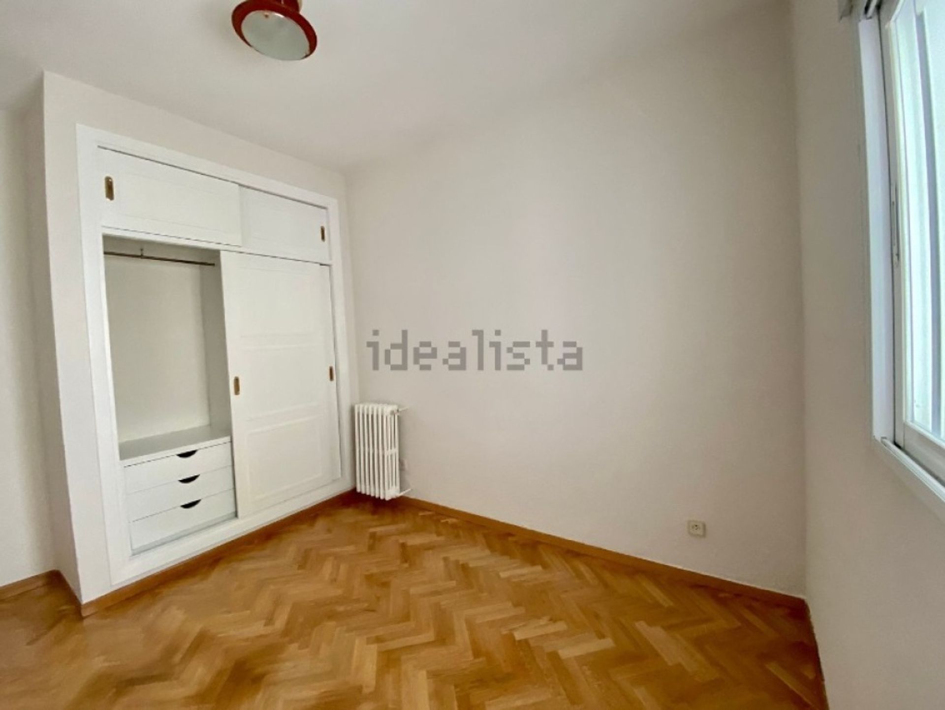 Condominium in Madrid, Comunidad de Madrid 11516638