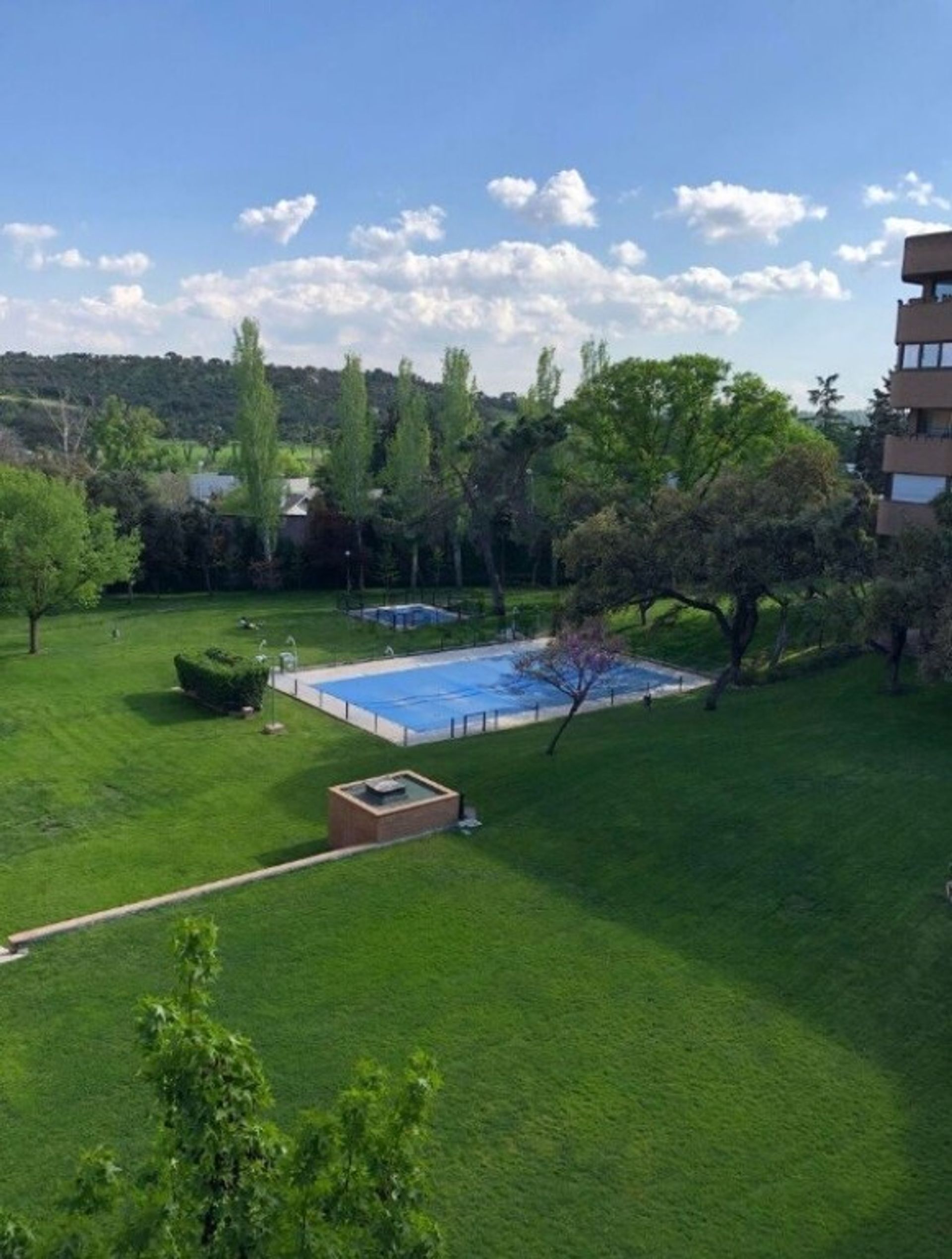 Condominium in Madrid, Comunidad de Madrid 11516640