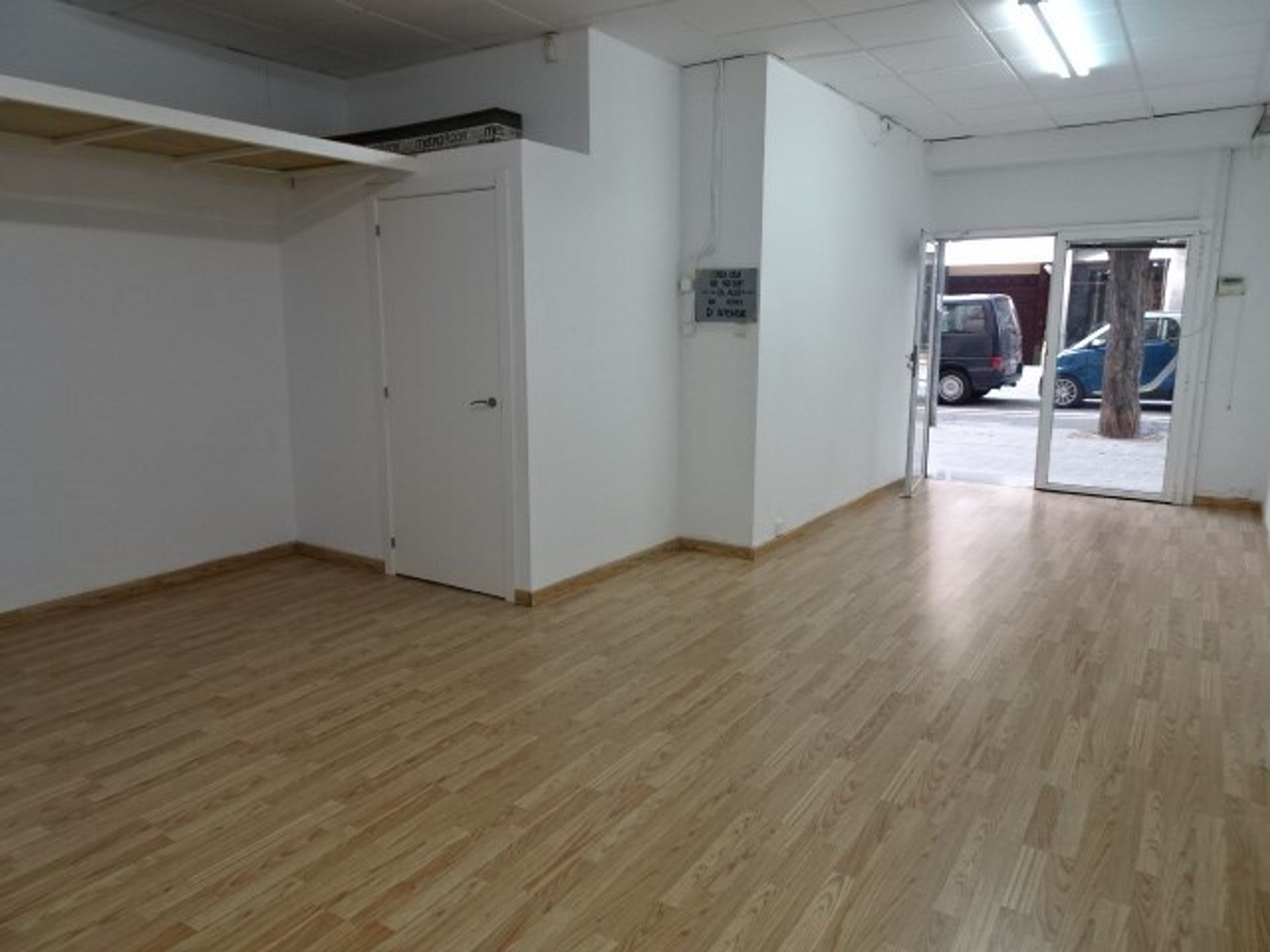 Comercial no Barcelona, Catalunya 11516766