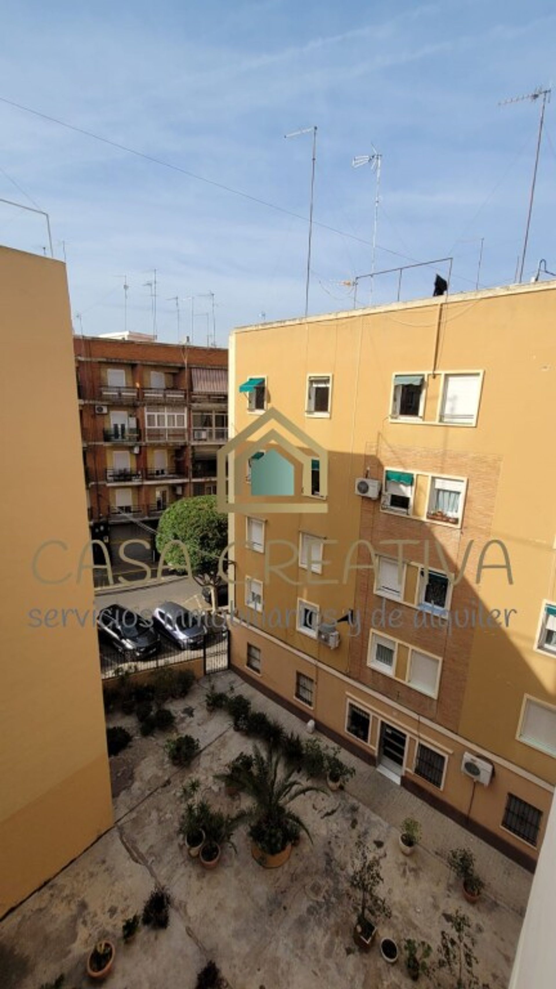 Condominium in Xirivella, Comunidad Valenciana 11516811