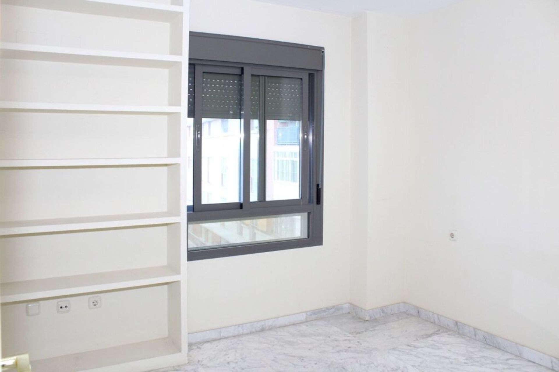 Condominio nel Sevilla, Andalucía 11516989