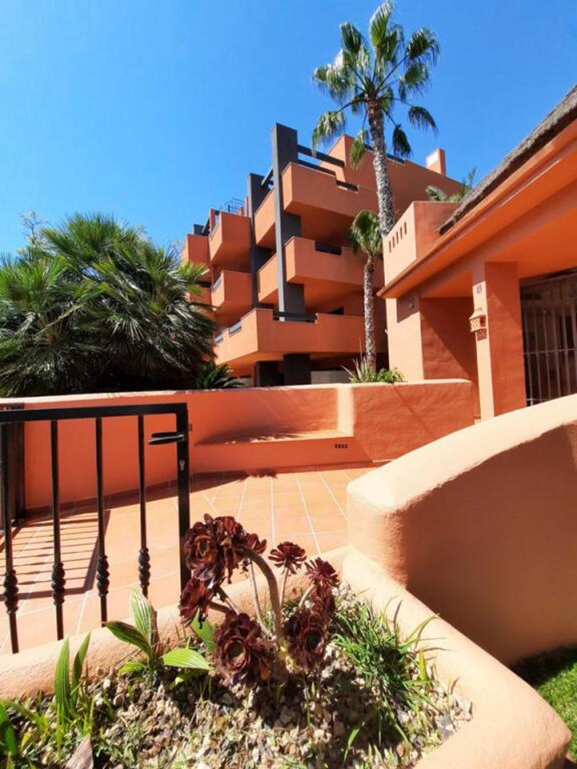 Condominium in Orihuela, Comunidad Valenciana 11517665