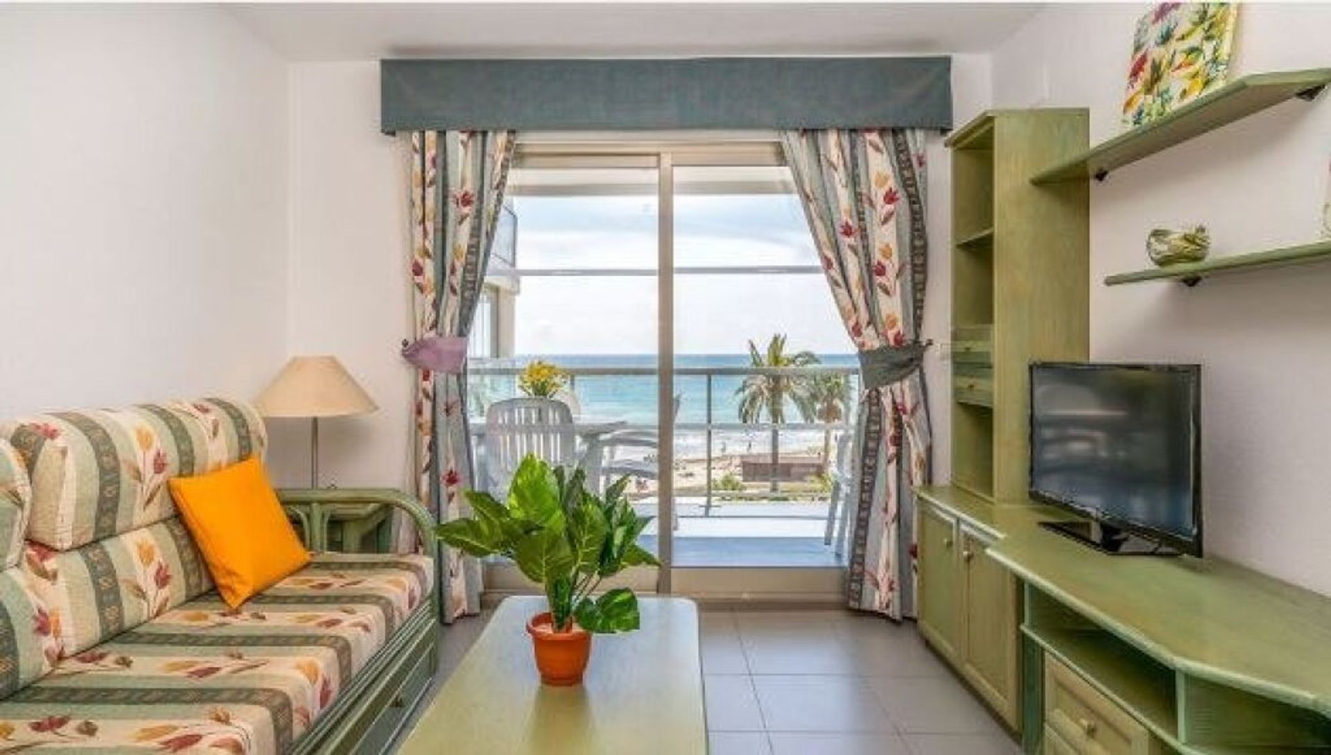 Condominium in Calpe, Comunidad Valenciana 11517778