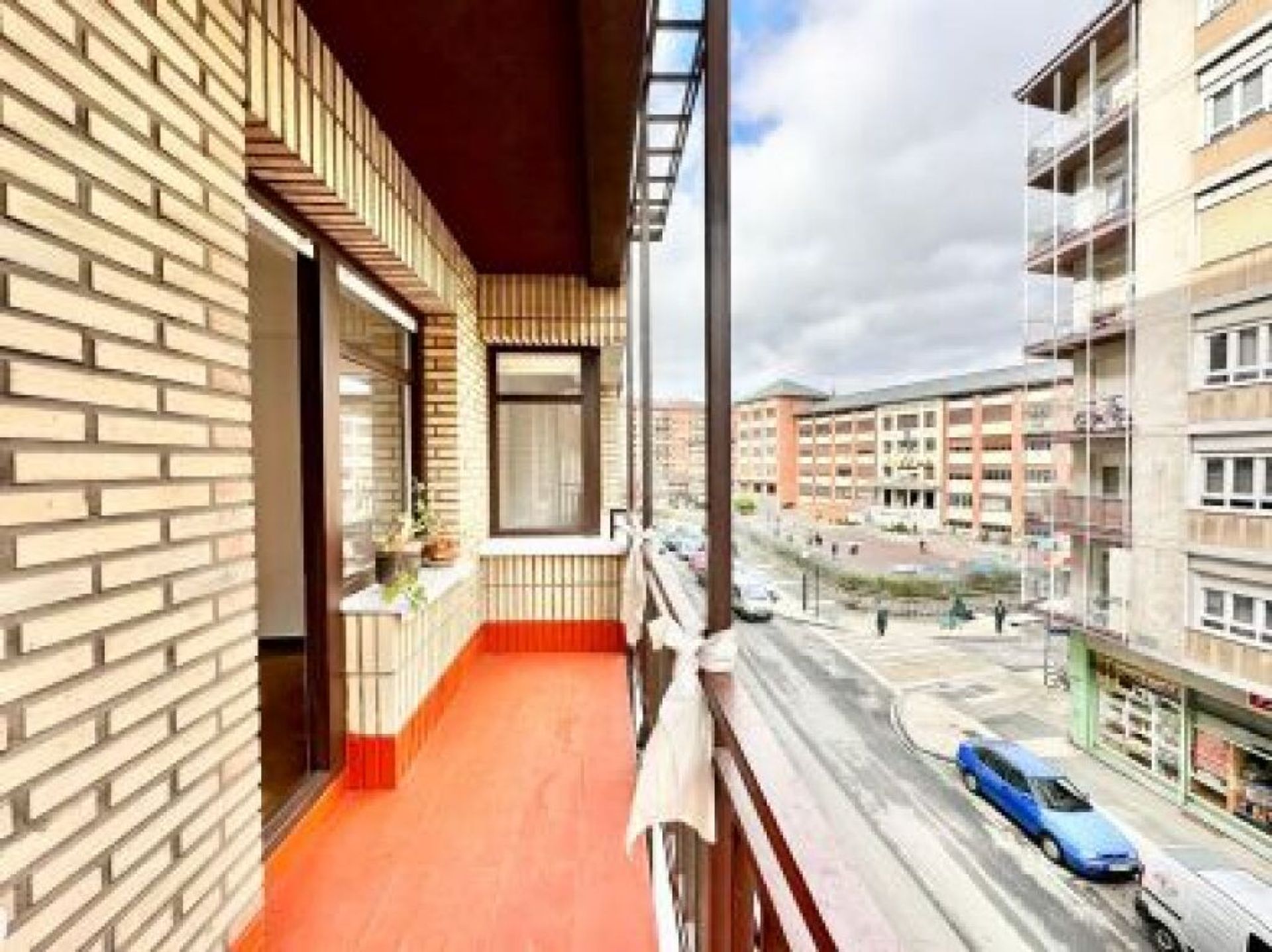 Condominium dans Vitoria-Gasteiz, pays Basque 11518602