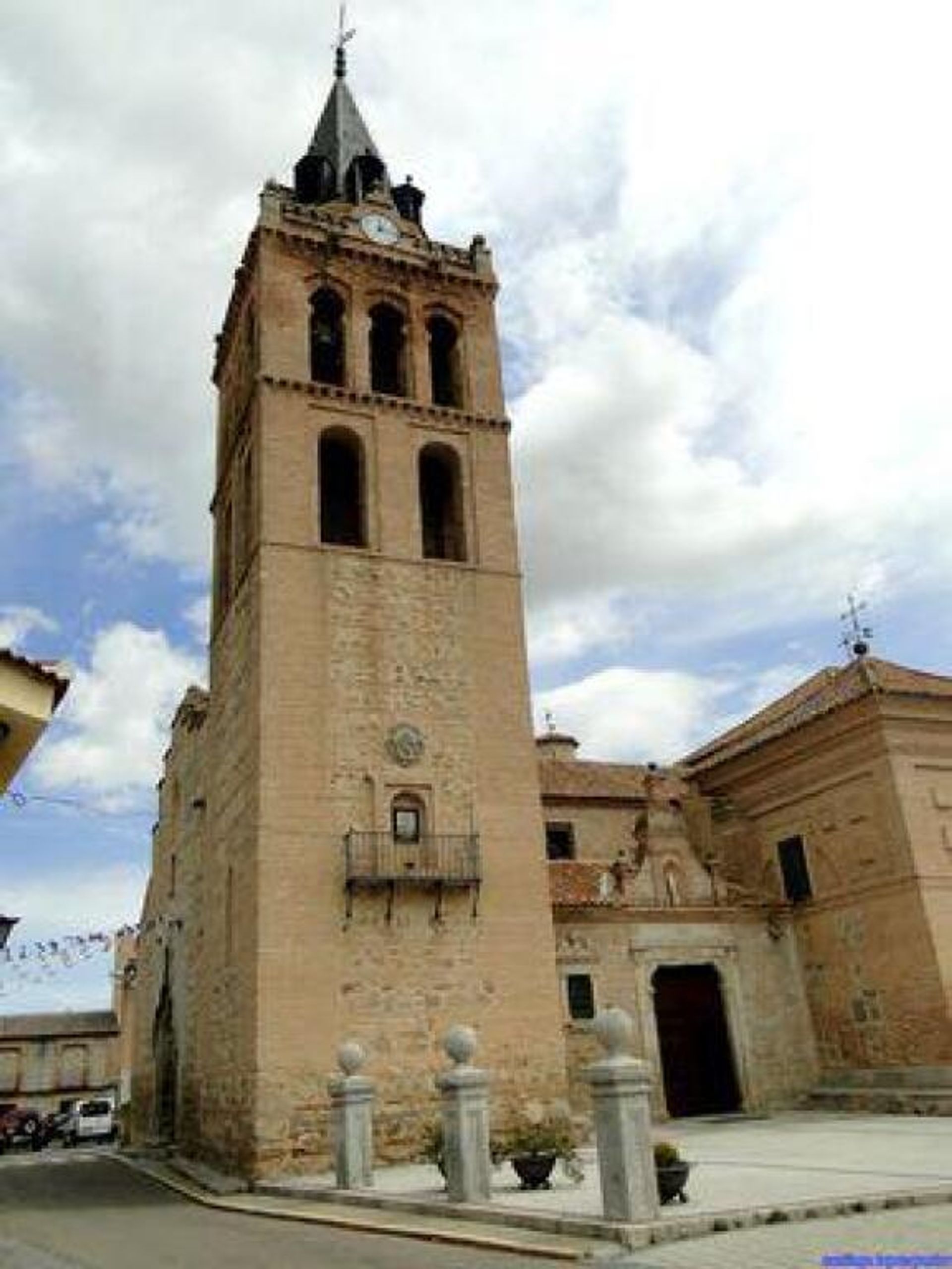 عمارات في Ajofrin, Castille-La Mancha 11519035