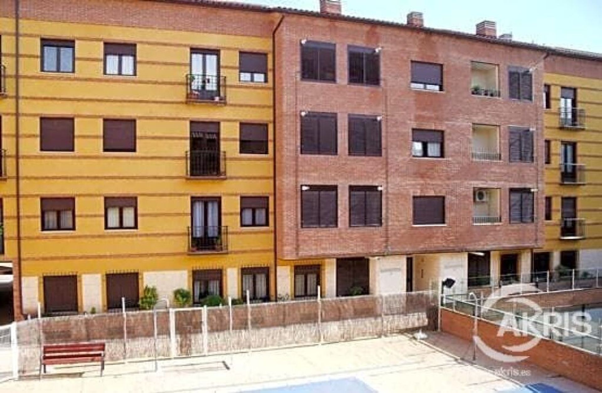 Condominio en Ocaña, Castilla-La Mancha 11519264