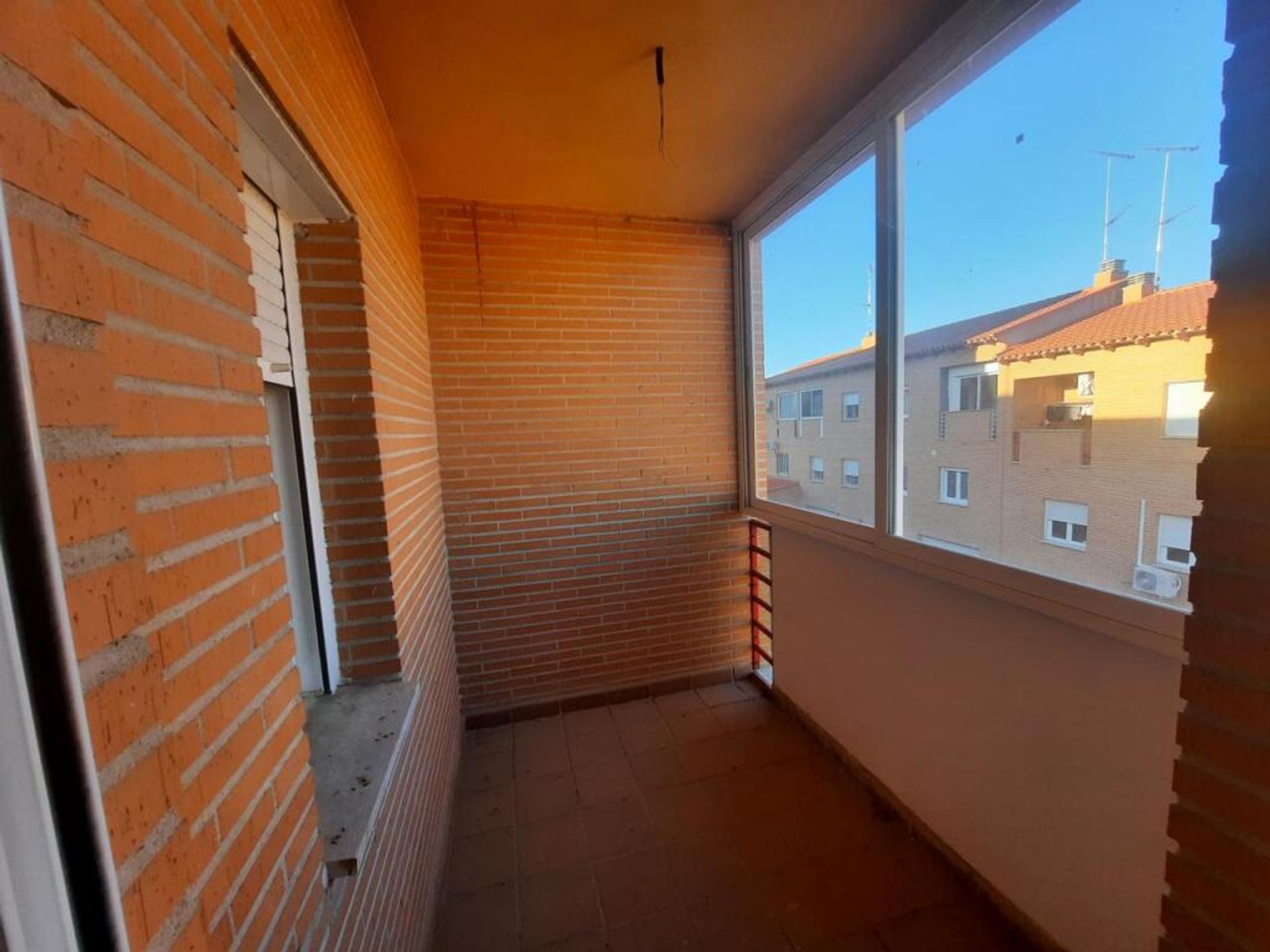 بيت في Huerta de Valdecarábanos, Castilla-La Mancha 11519305