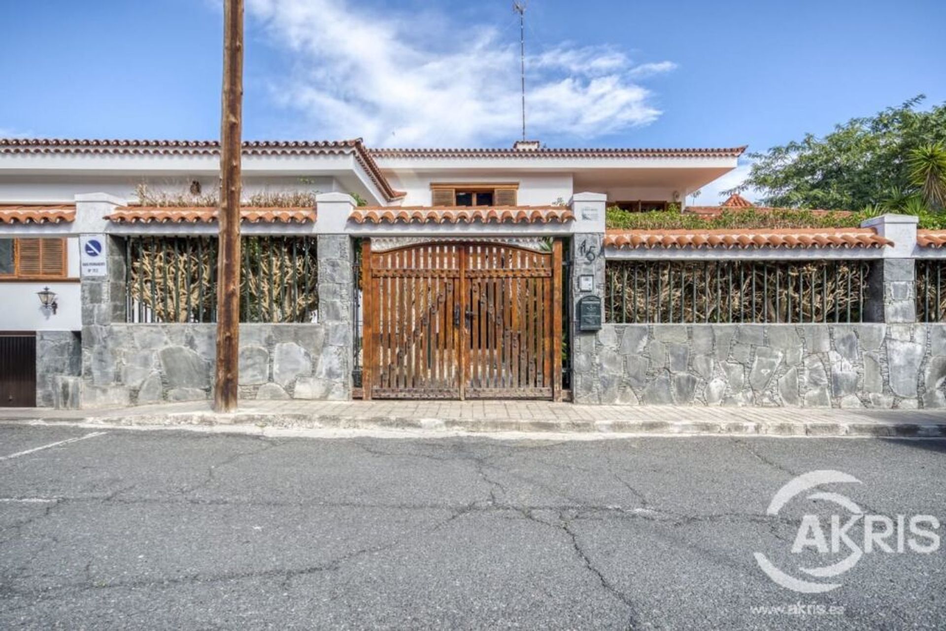 House in Tafira, Canary Islands 11519530