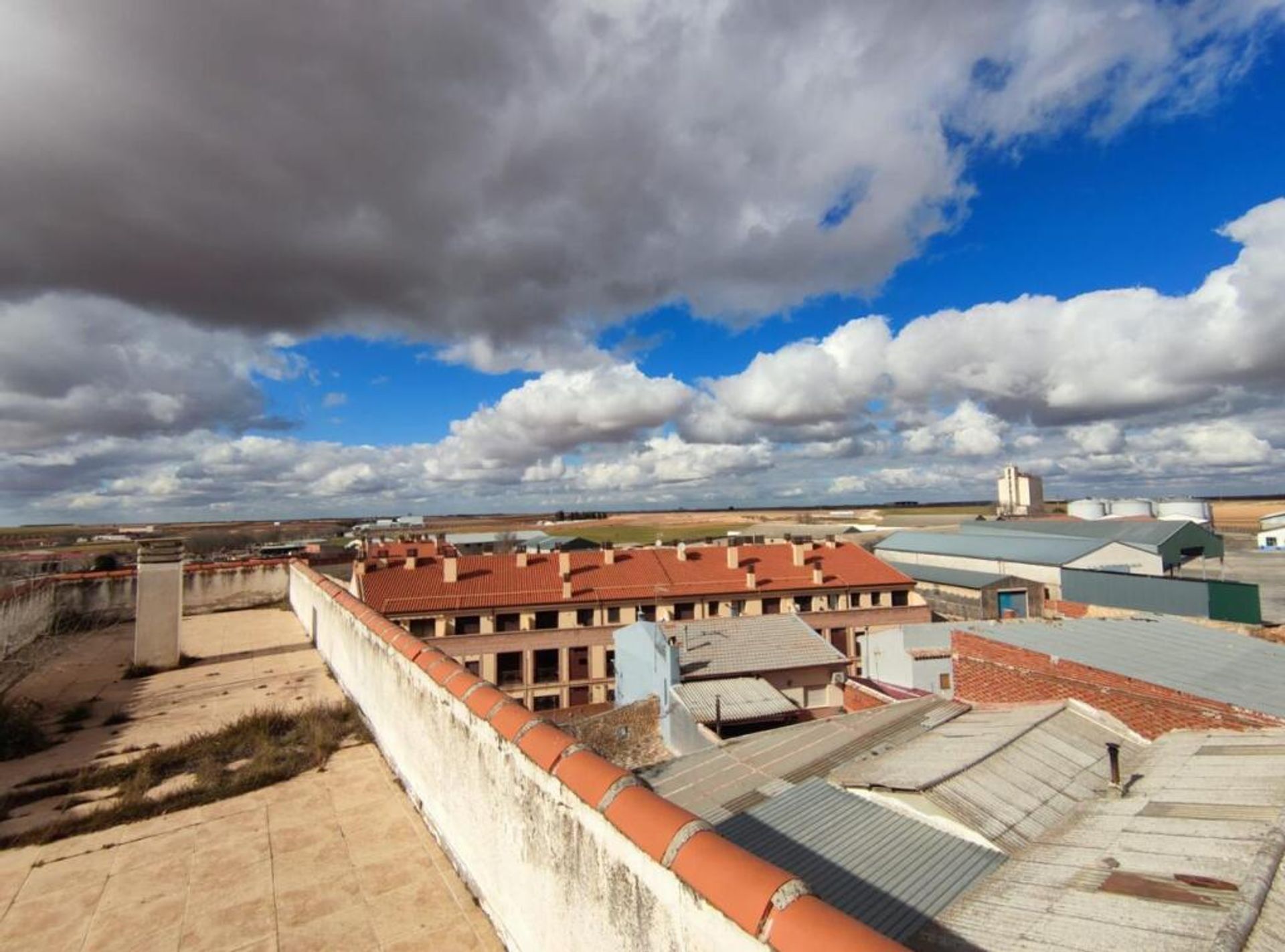 Condominio en Villatobas, Castilla-La Mancha 11519595