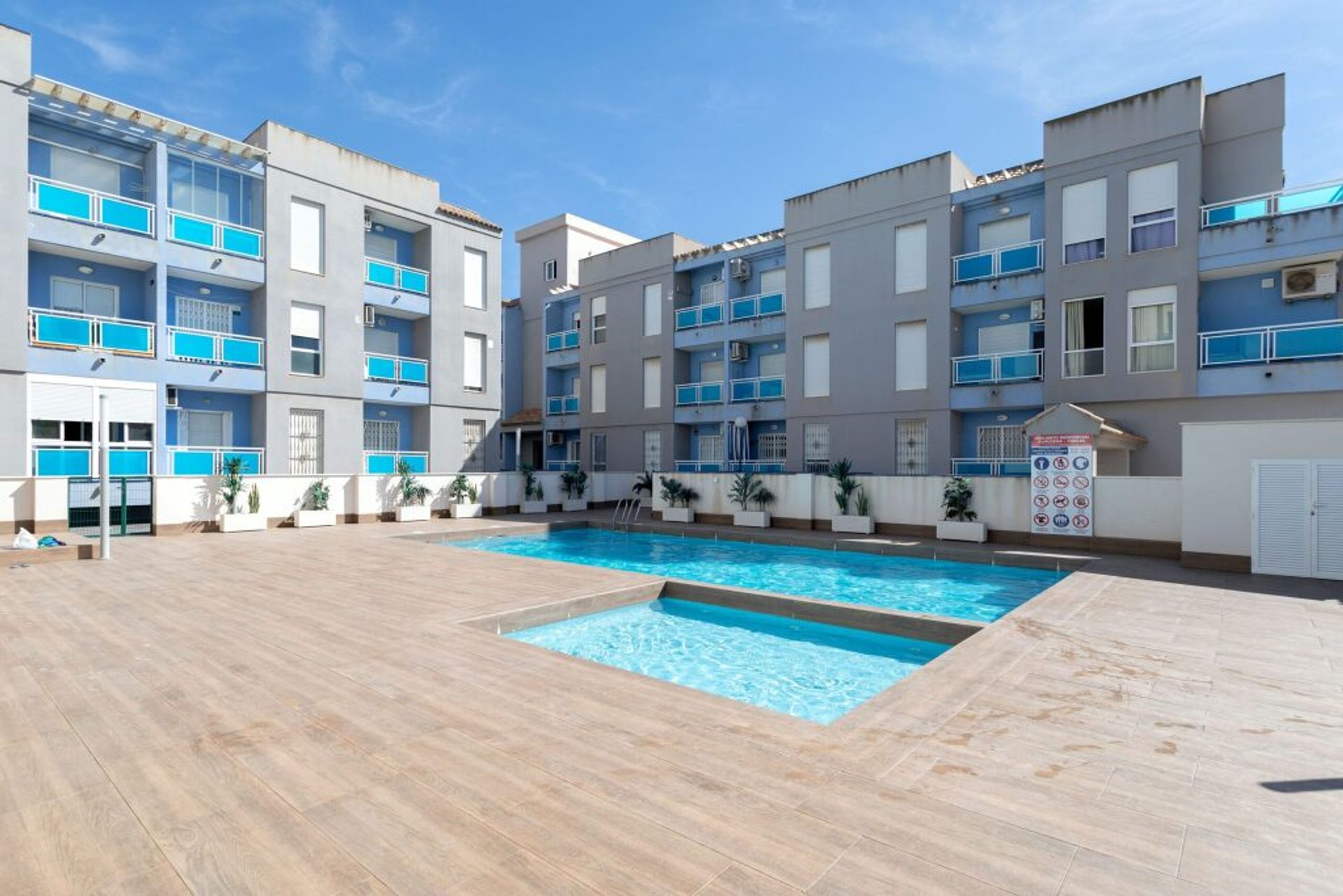 Condominium dans Torrevieja, Comunidad Valenciana 11519706