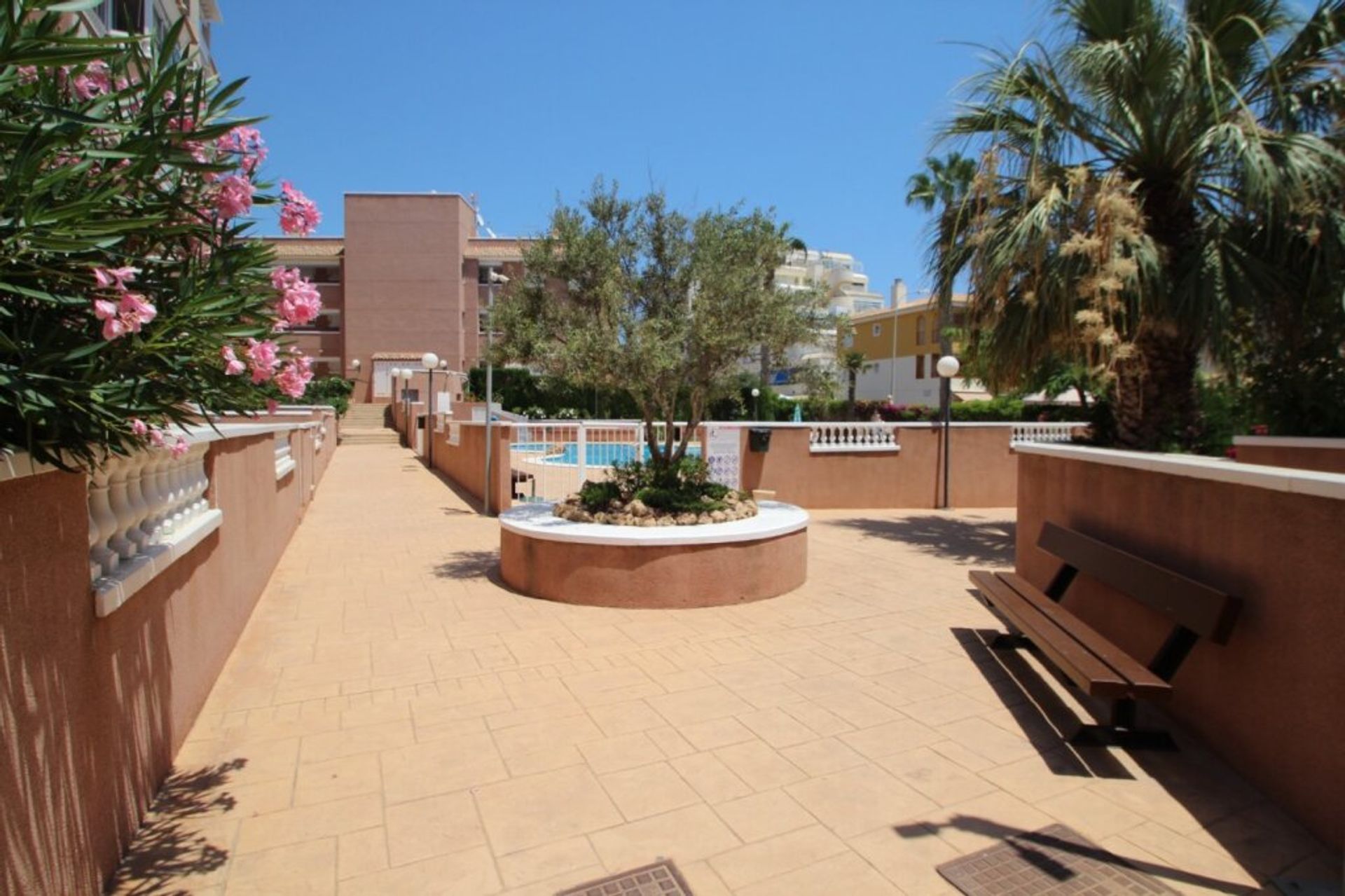 Condominium in Torrevieja, Comunidad Valenciana 11519768