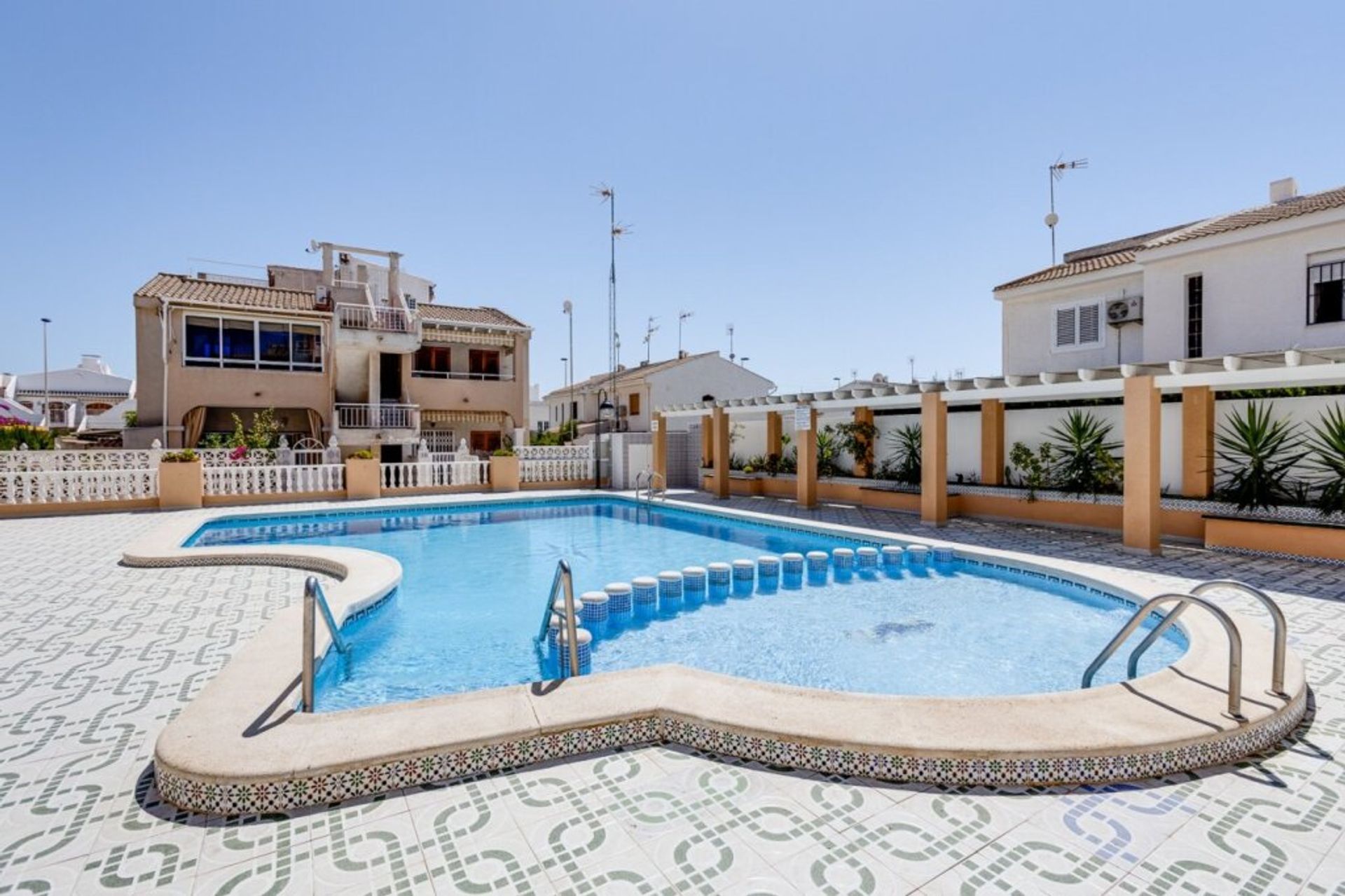 Condominium in Torrevieja, Comunidad Valenciana 11519769