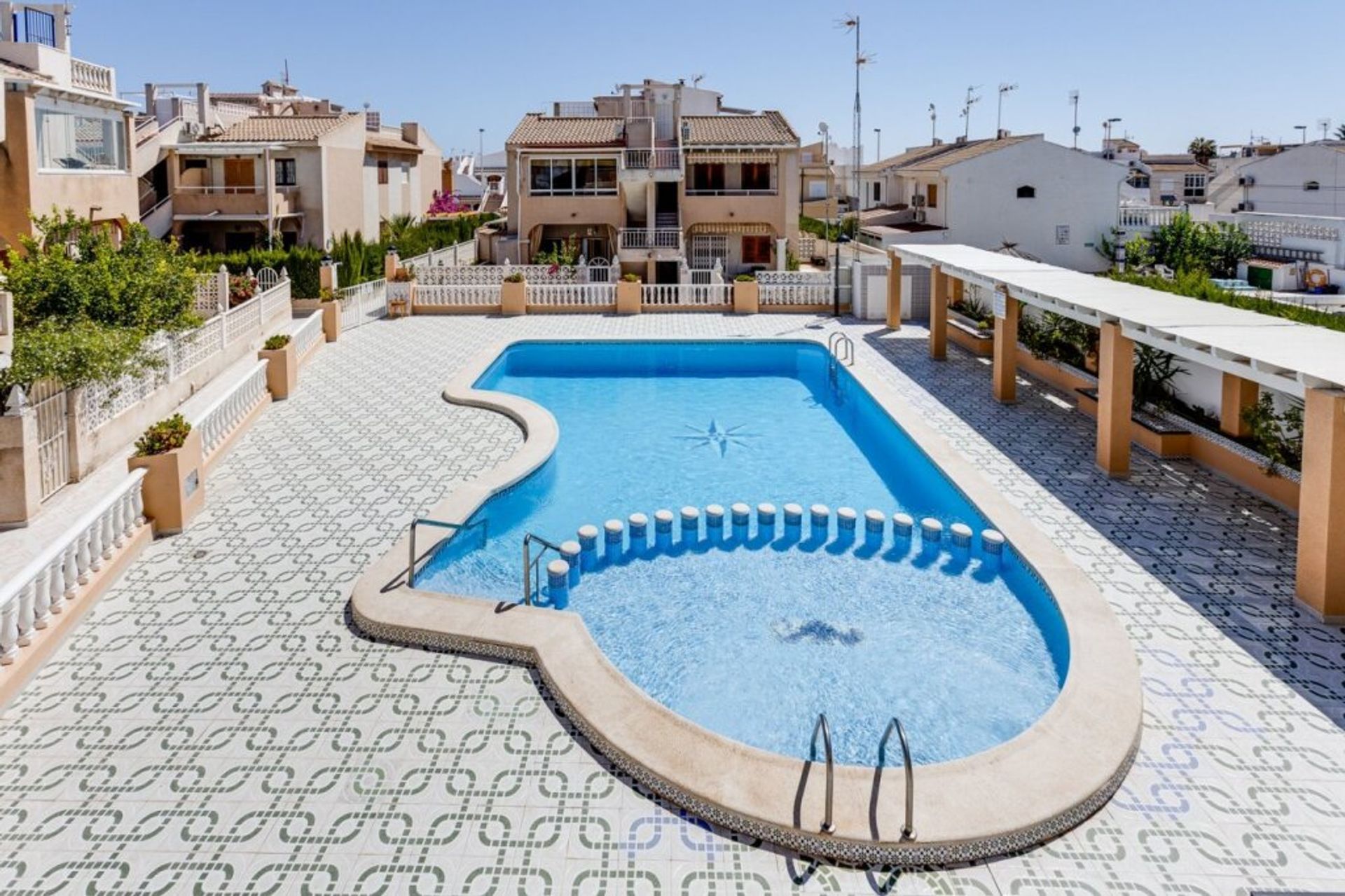 Condominium in Torrevieja, Comunidad Valenciana 11519769