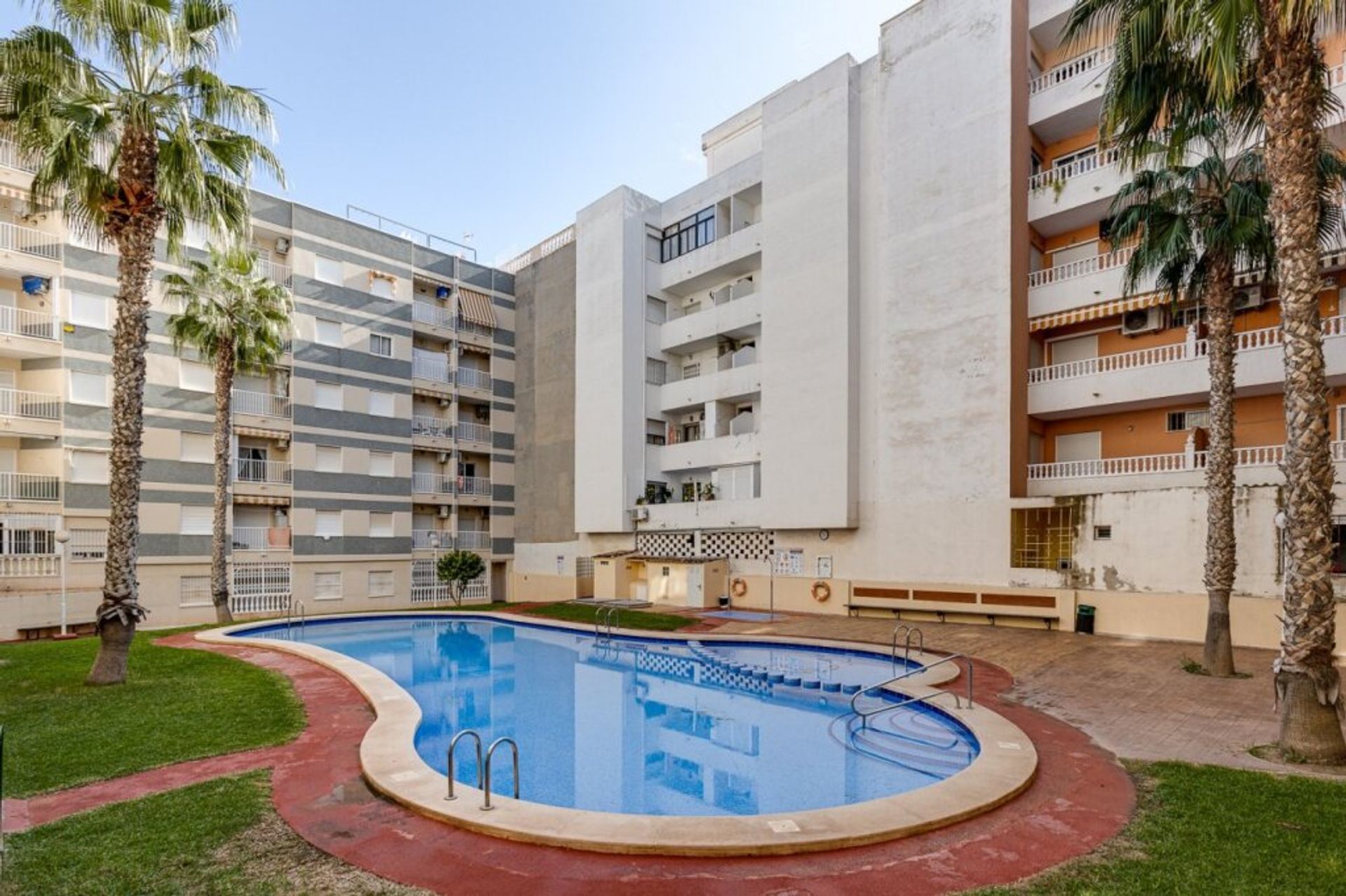 عمارات في Torrevieja, Comunidad Valenciana 11519782