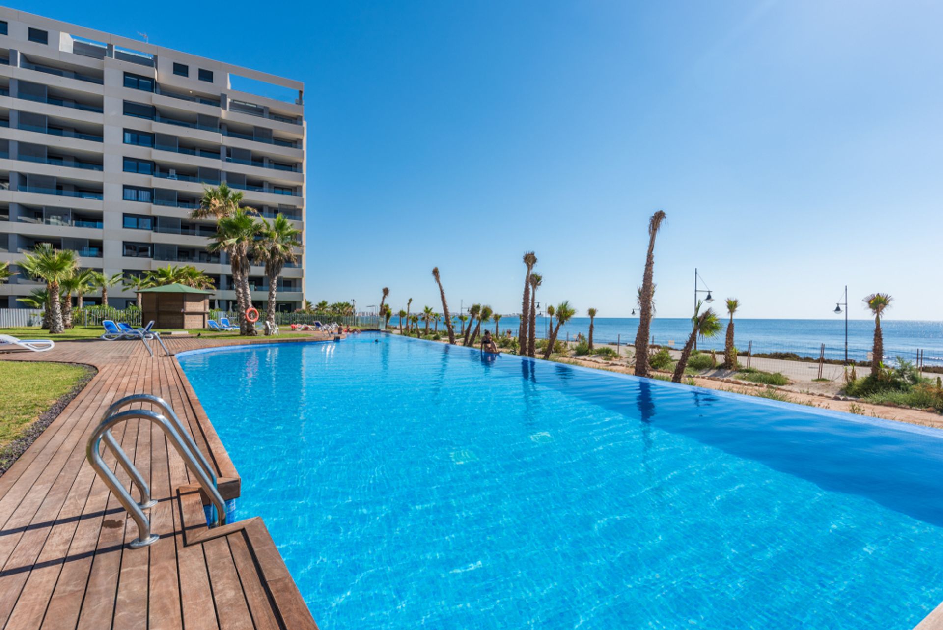 Condominium in Torrevieja, Comunidad Valenciana 11520479