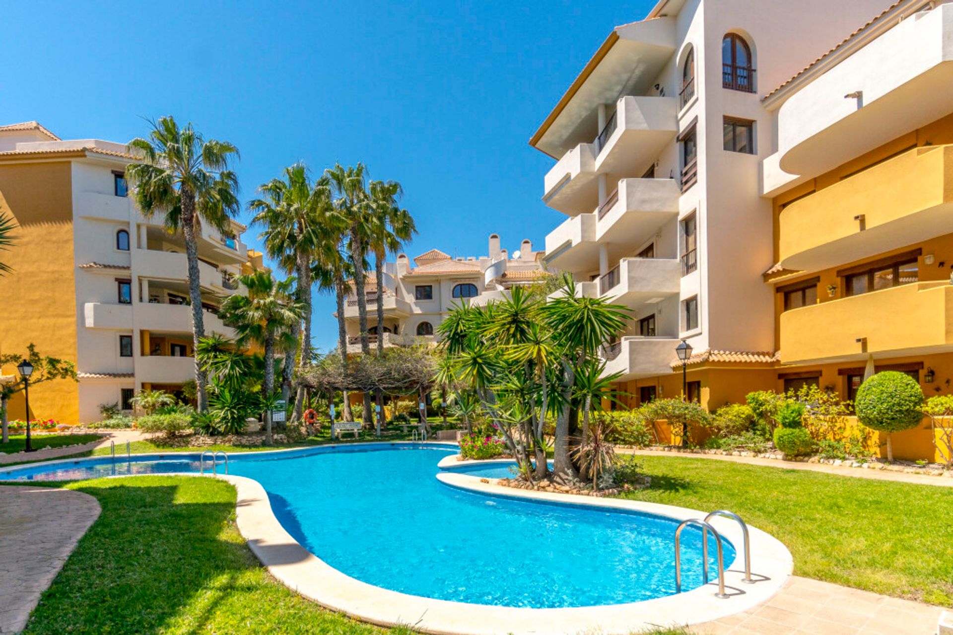 Condominio en Torrevieja, Comunidad Valenciana 11520493