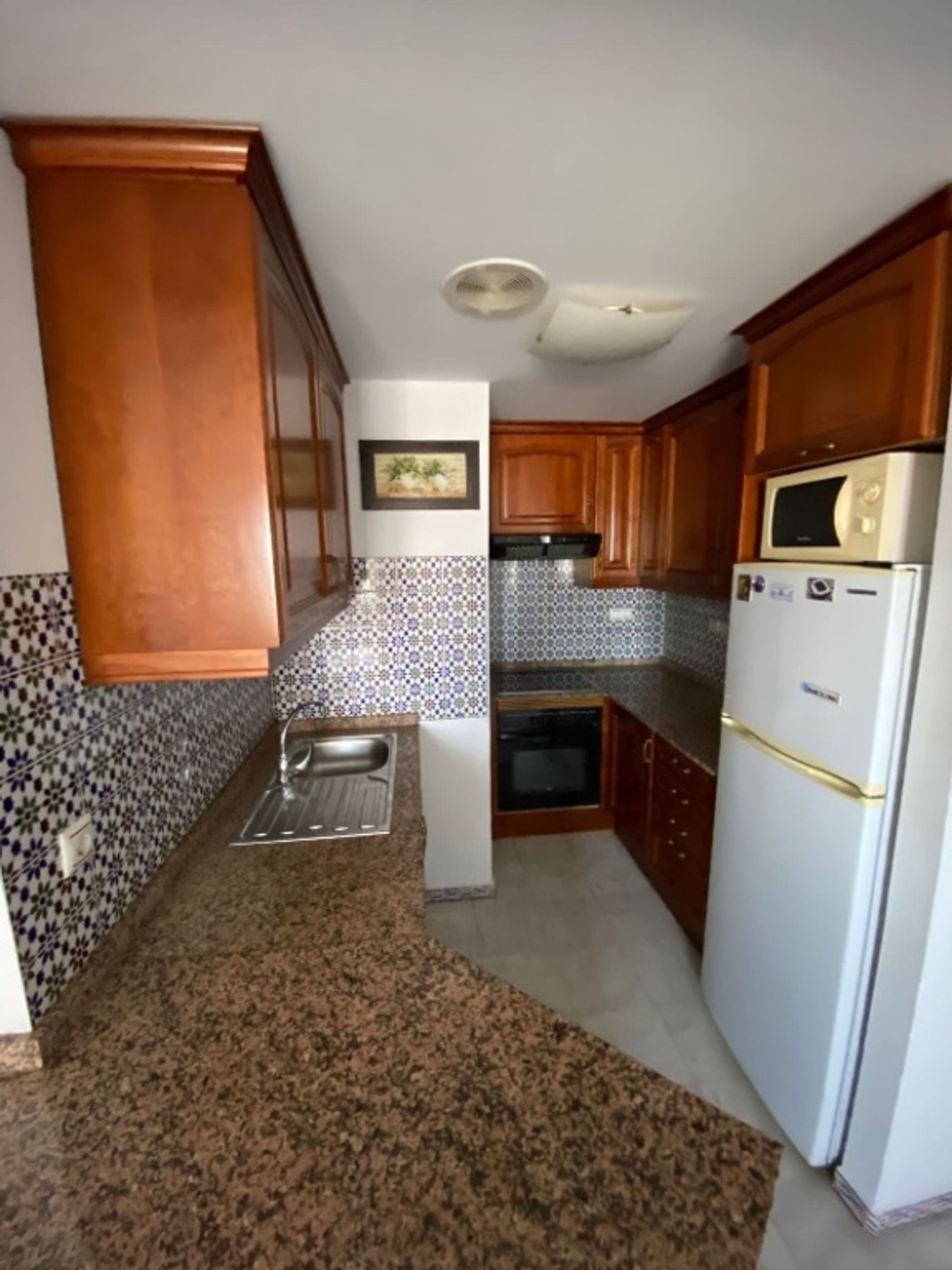 Condominium in Torrevieja, Comunidad Valenciana 11520602