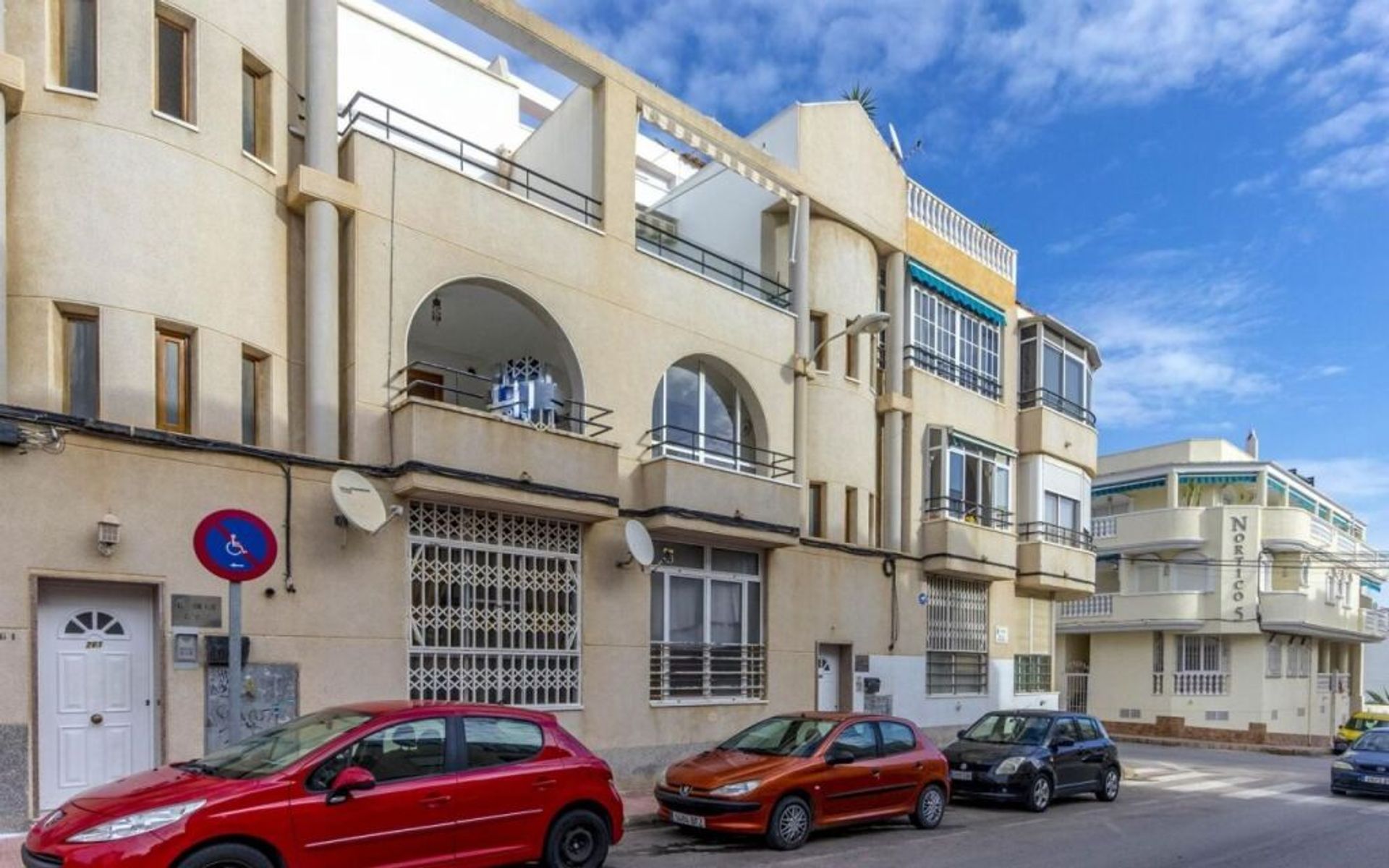 Condominium in Torrevieja, Comunidad Valenciana 11520725