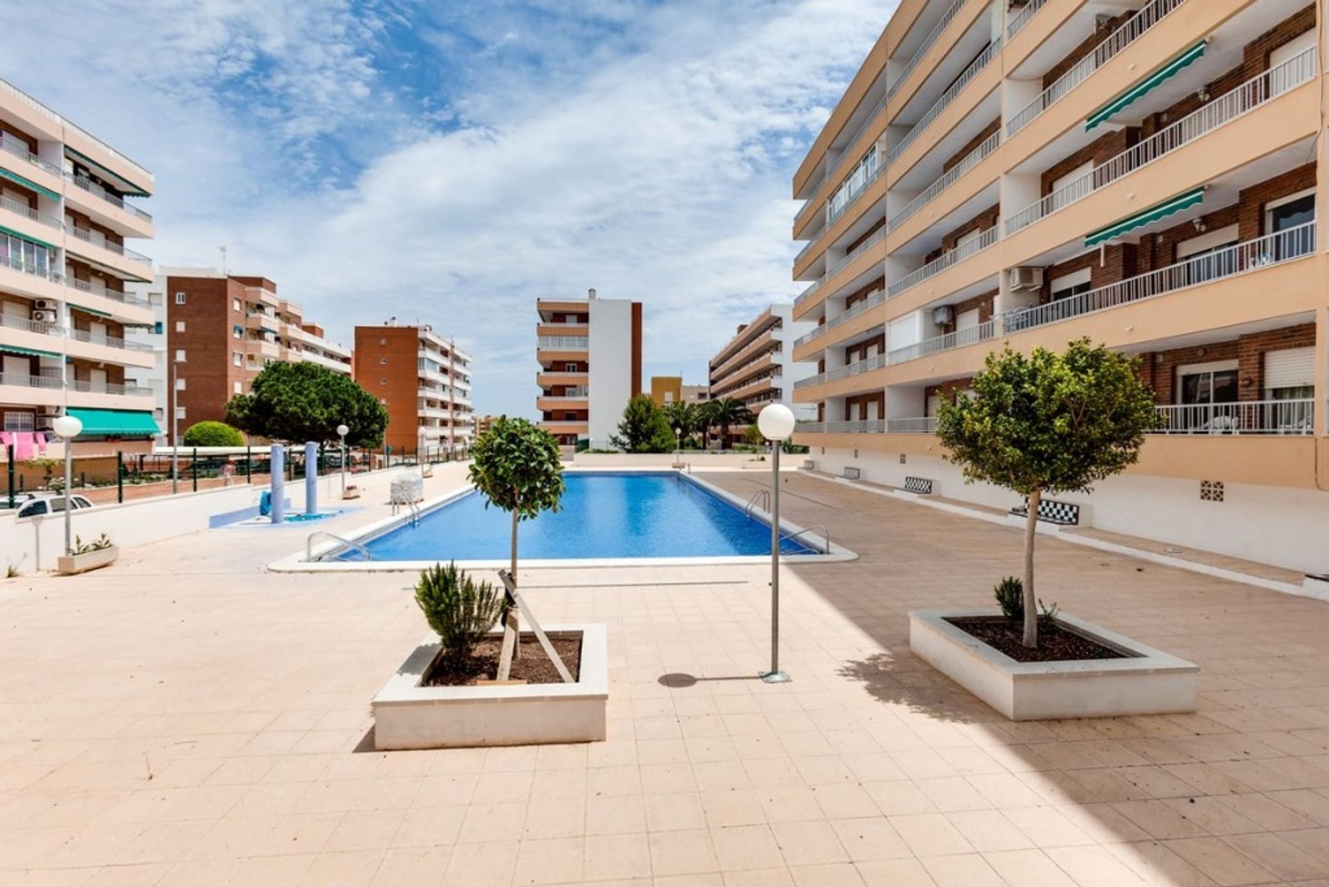 Condominium in Orihuela, Comunidad Valenciana 11520747