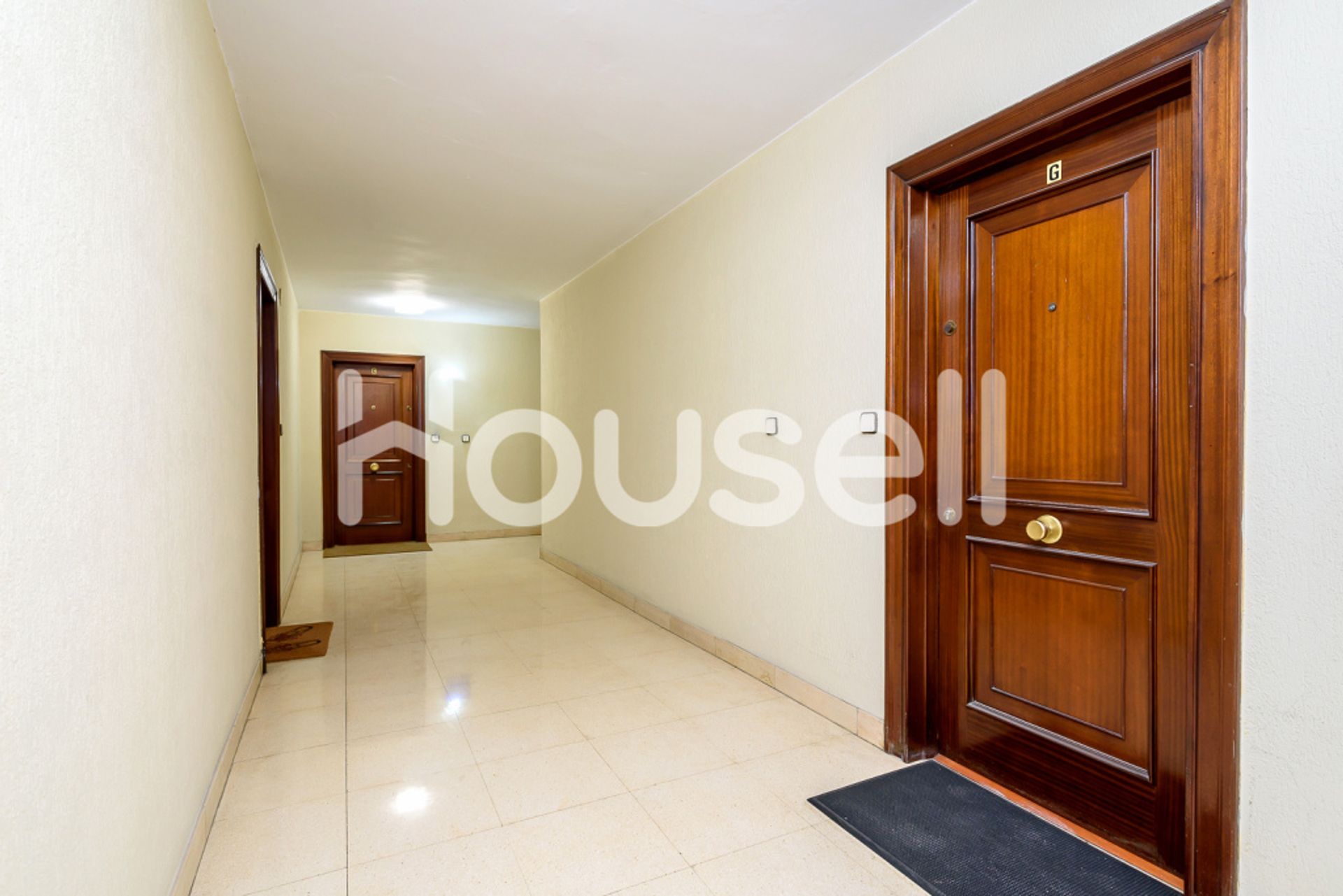 Condominium in Oviedo, Principado de Asturias 11521069