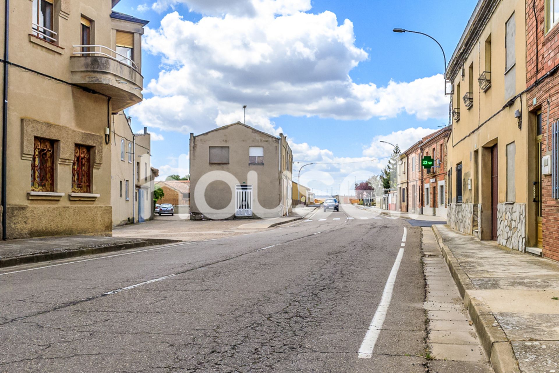 بيت في Palazuelo de Órbigo, Castilla y León 11521457