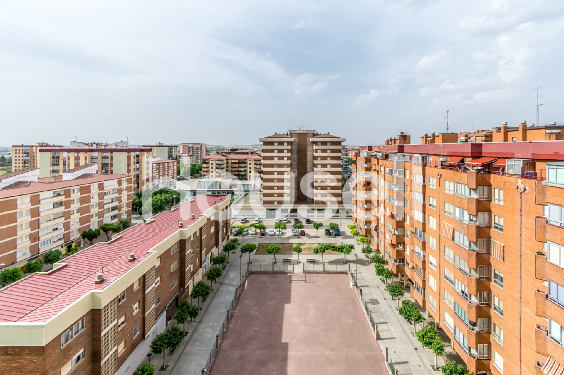 Condominio nel Aranda de Duero, Castilla y León 11521679