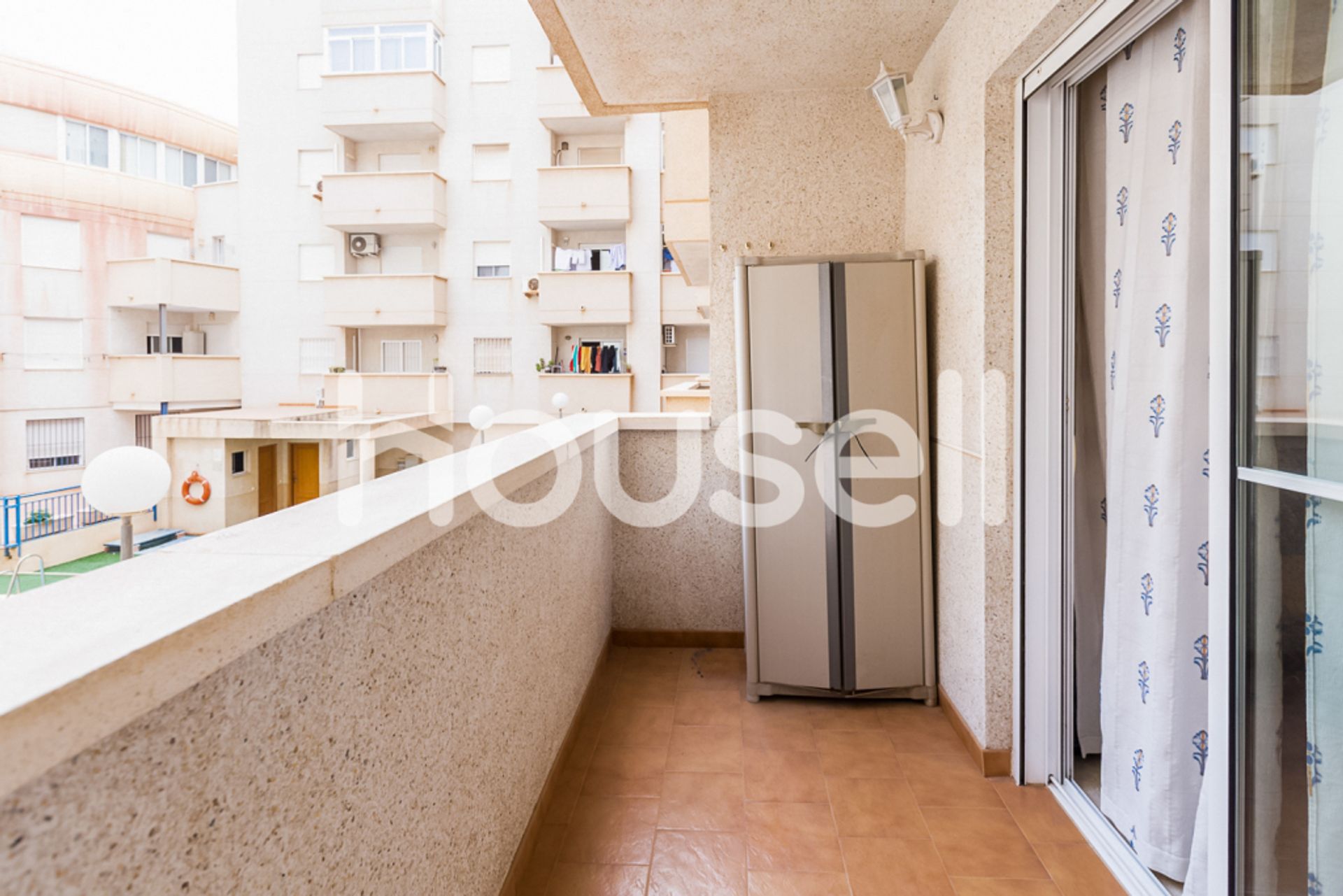 Condominium in Roquetas de Mar, Andalucía 11521707