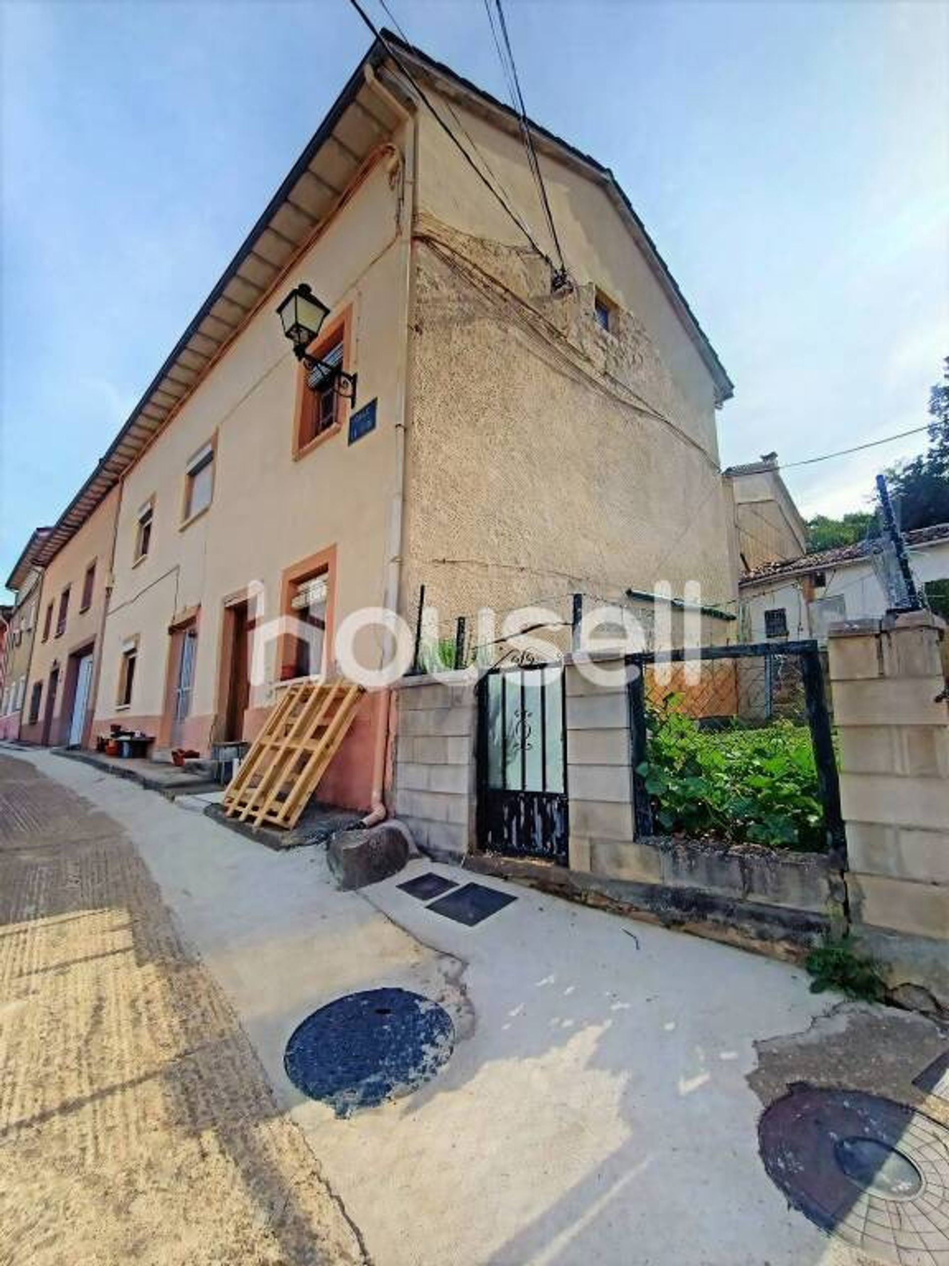 بيت في Barruelo de Santullán, Castilla y León 11521845