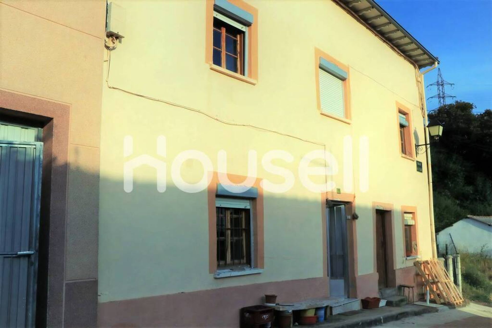 House in Barruelo de Santullan, Castille-Leon 11521845