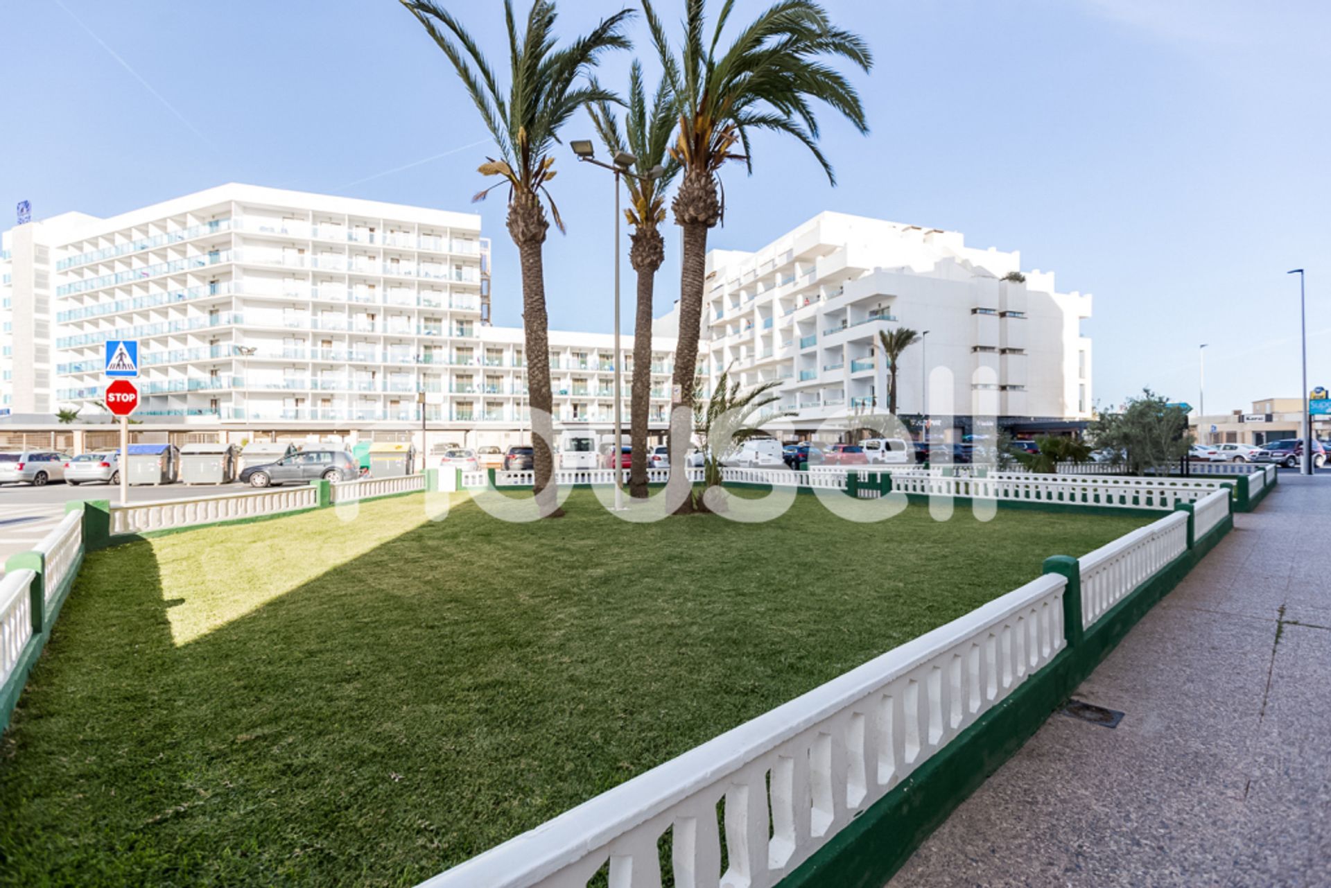 Condominio nel Roquetas de Mar, Andalucía 11521928