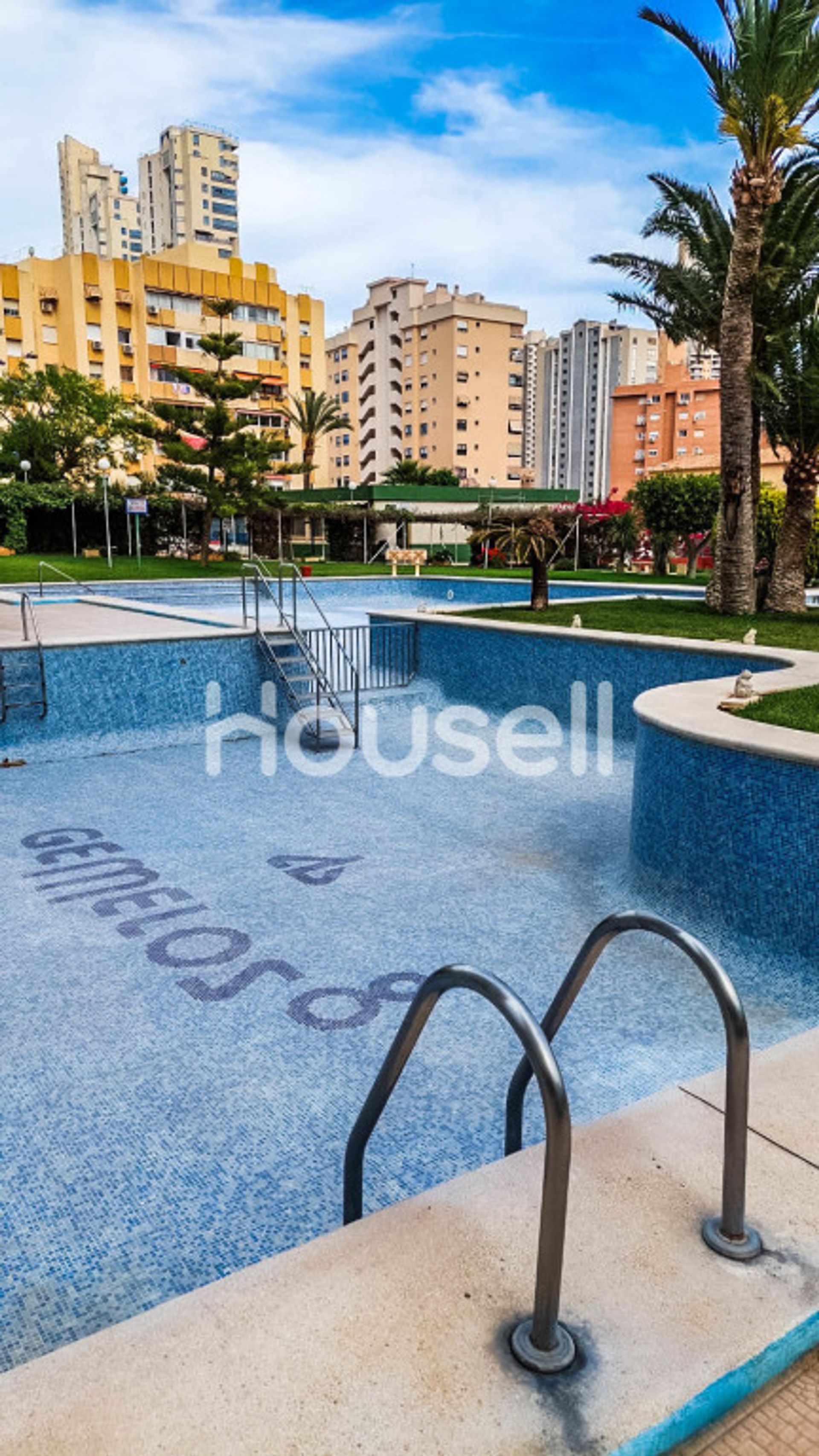 Condominium in Benidorm, Comunidad Valenciana 11522077