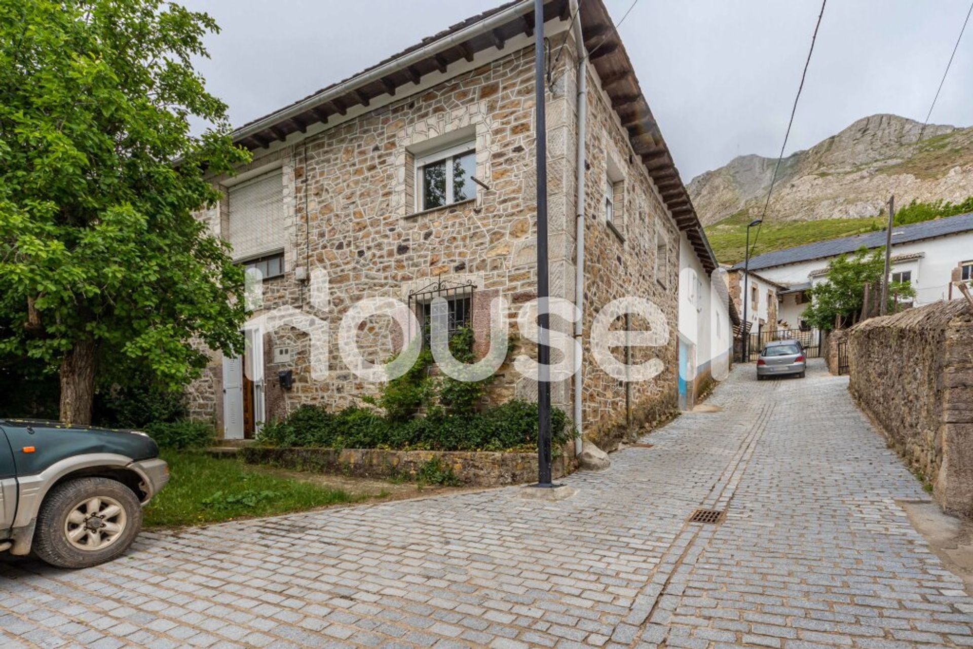 House in Cabrillanes, Castilla y León 11522338