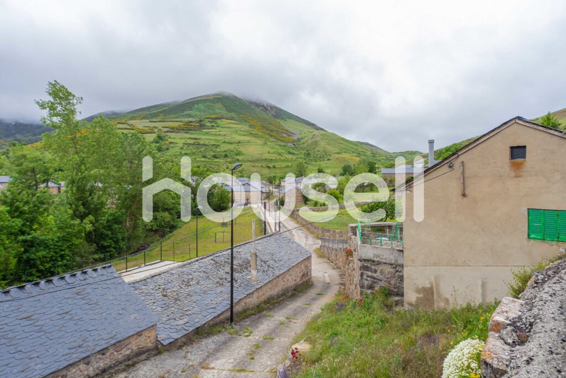 House in Cabrillanes, Castilla y León 11522338