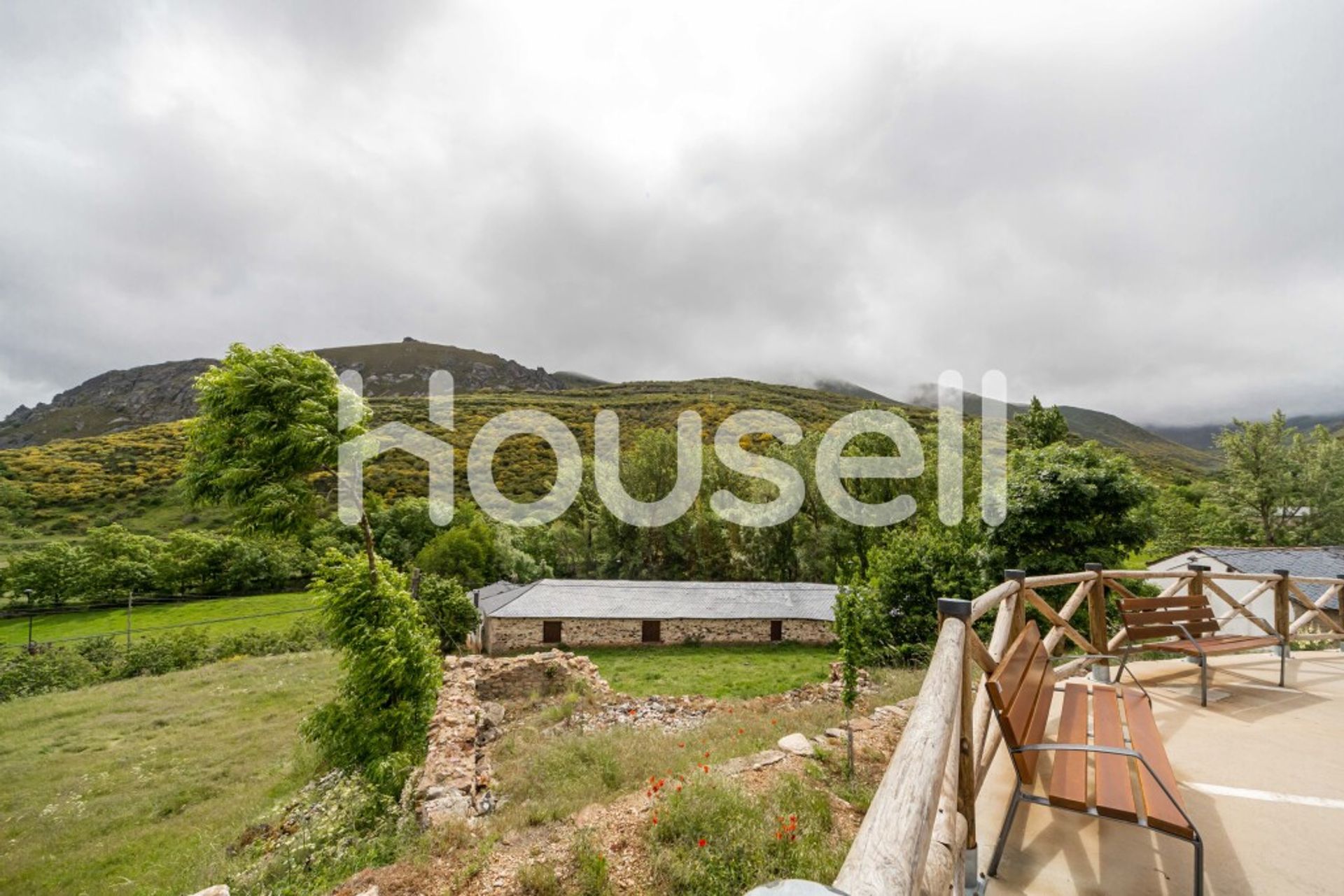 House in Cabrillanes, Castilla y León 11522338