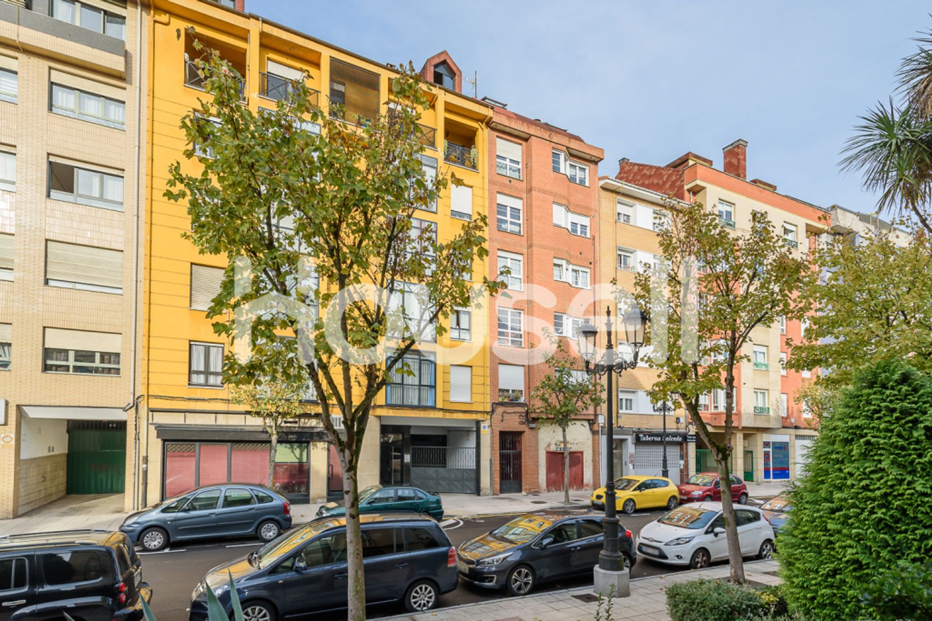 Condominium in Oviedo, Principado de Asturias 11522619