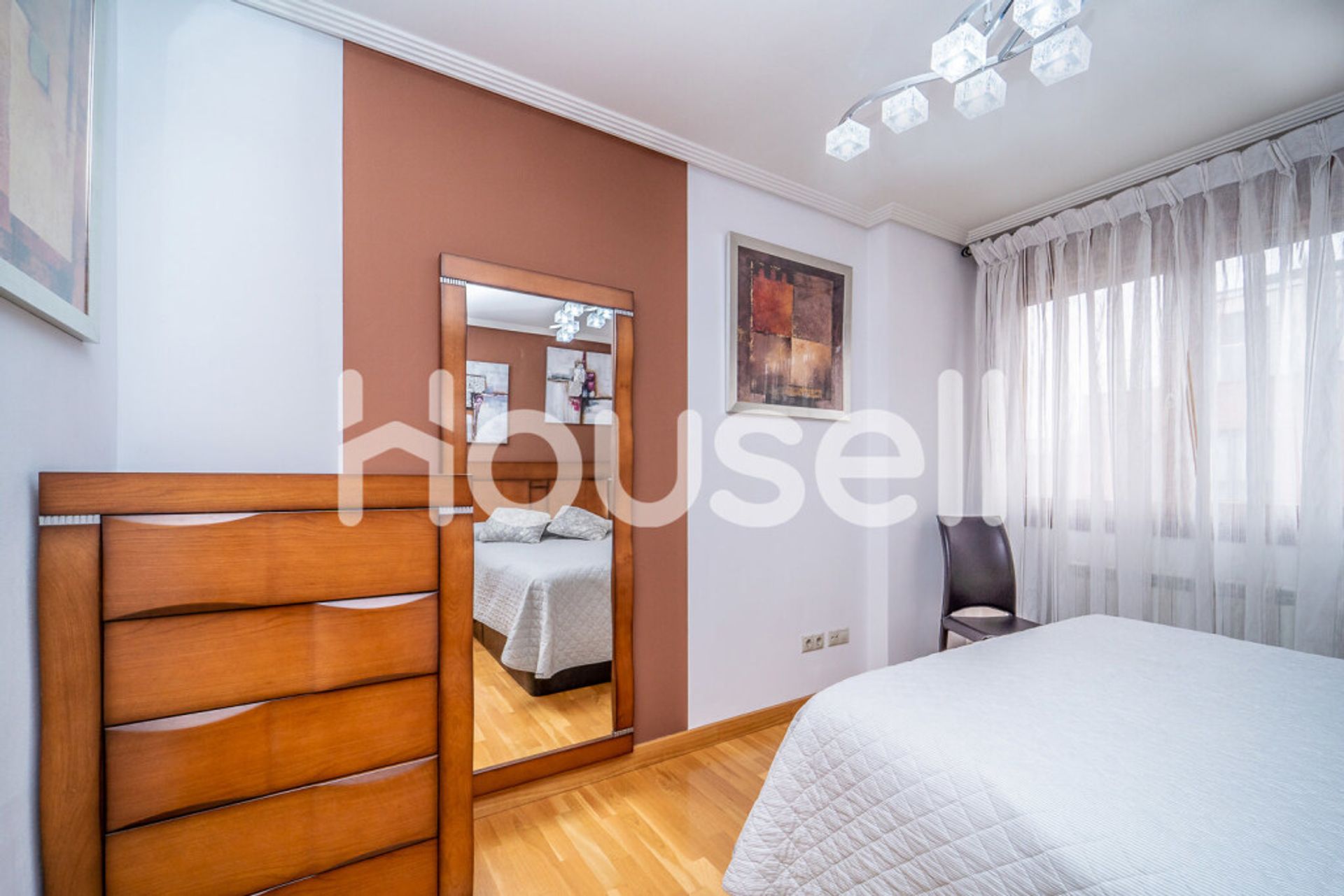 Condominium in Valladolid, Castille-Leon 11522717