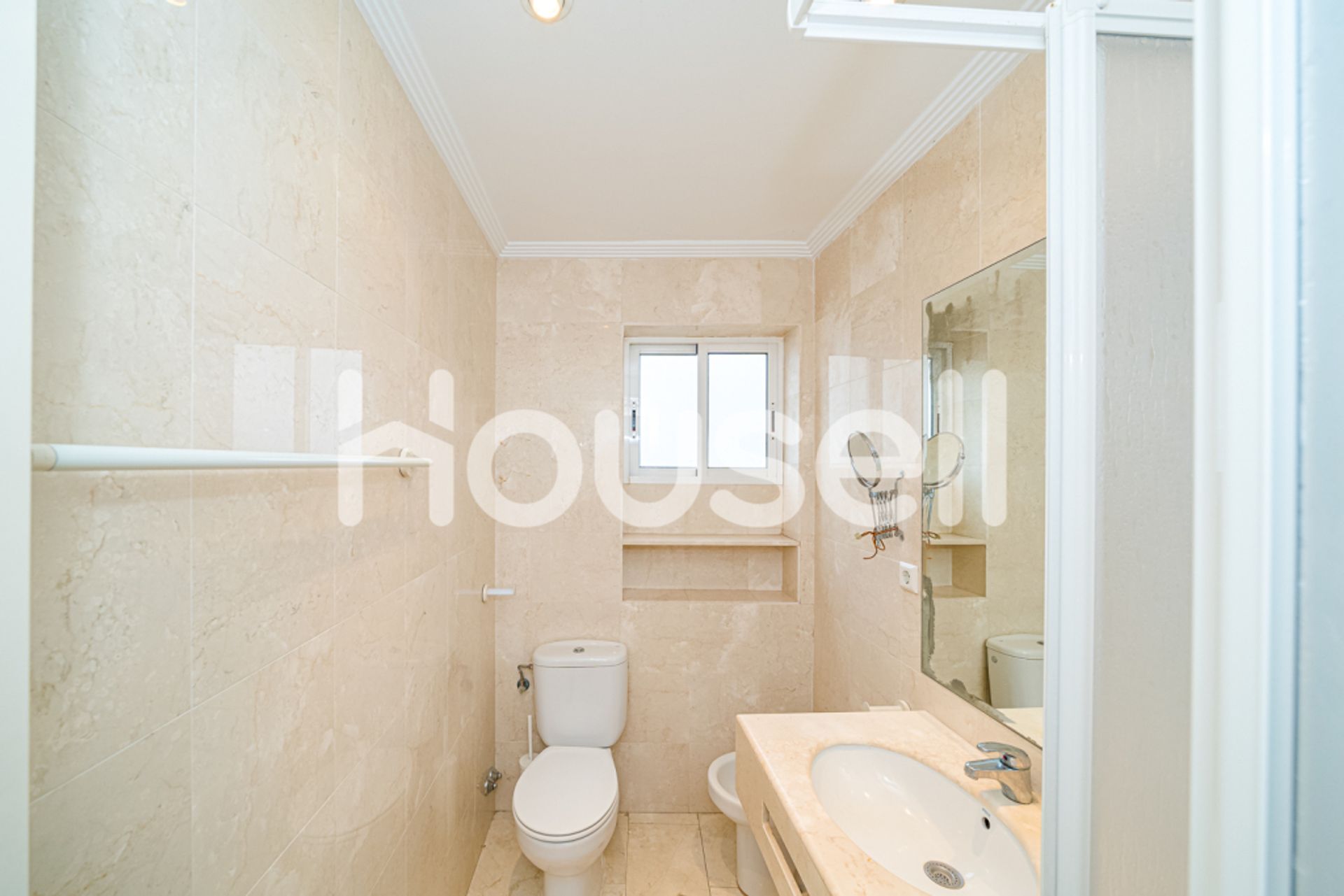 House in Alicante (Alacant), Comunidad Valenciana 11522848