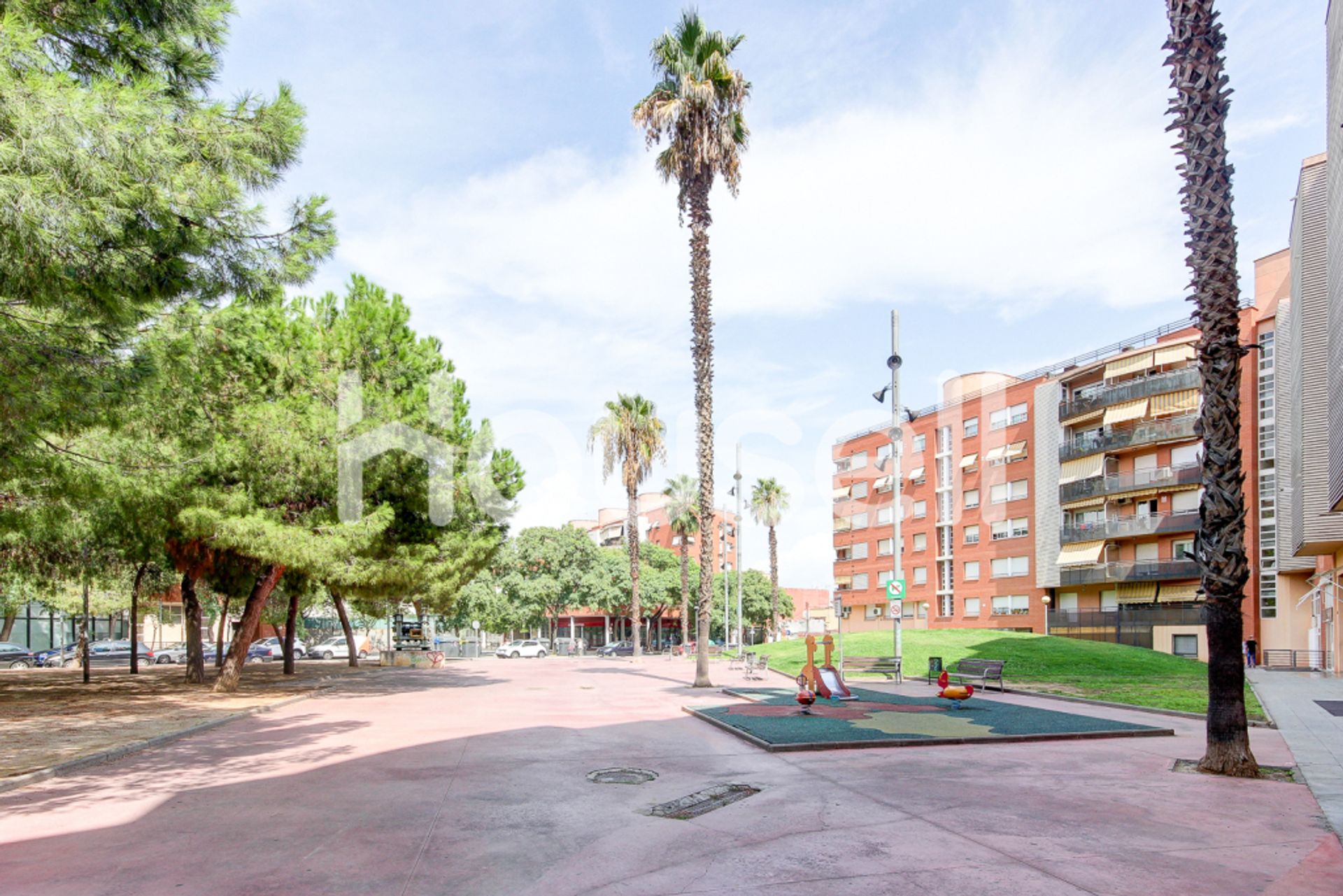 Condominio nel Sant Adrià de Besòs, Catalunya 11523115