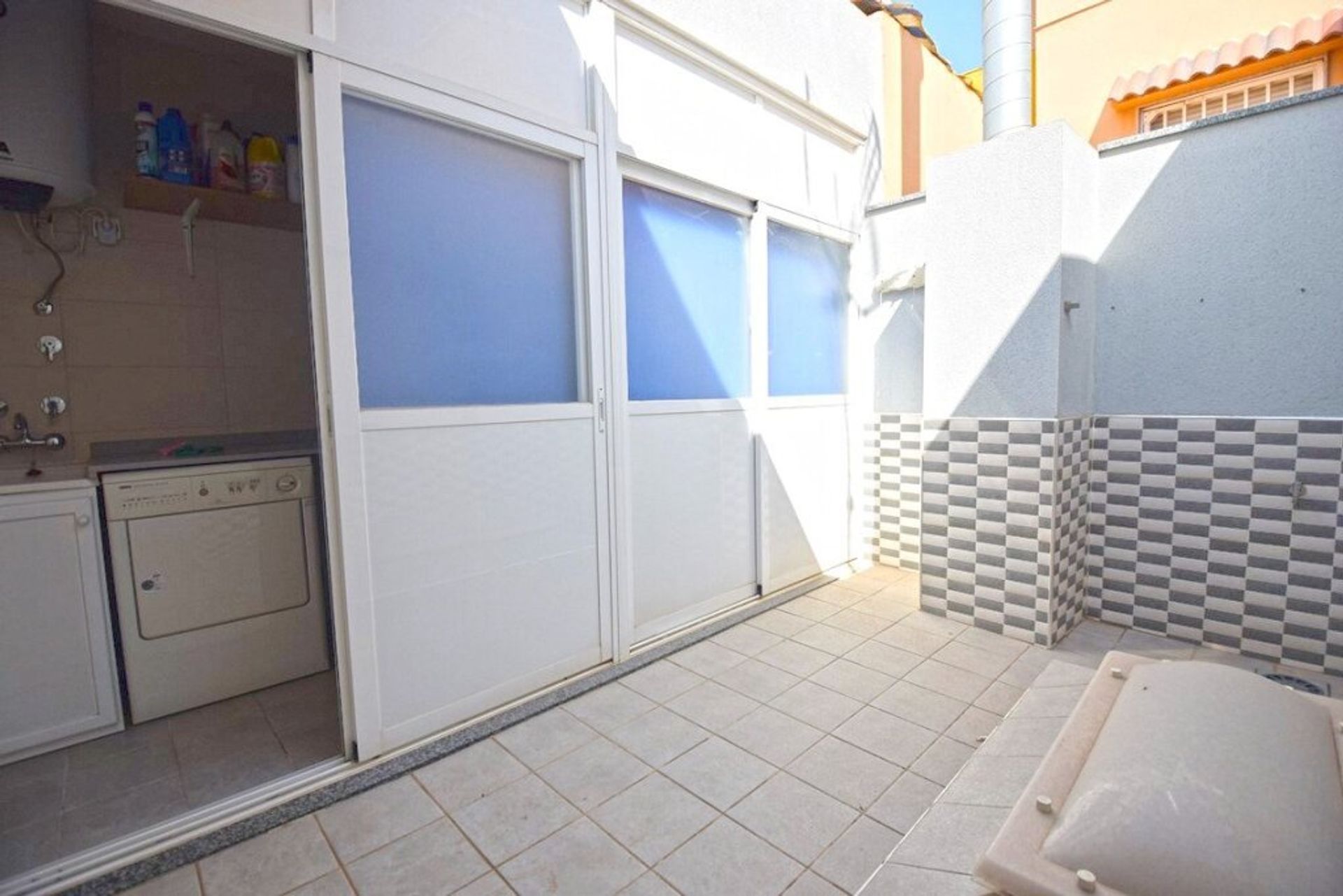 Huis in El Ejido, Andalucía 11523456