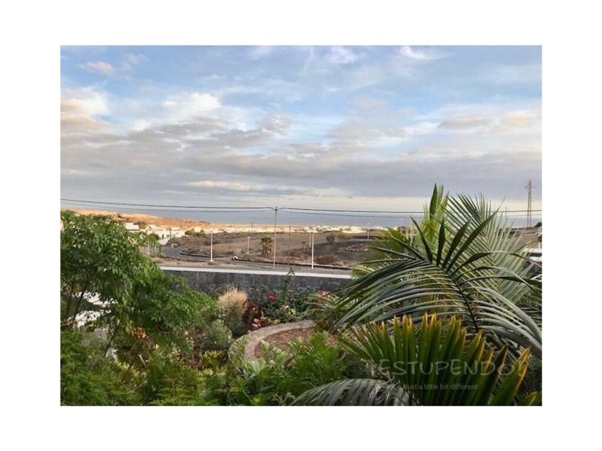 жилой дом в Playa Blanca, Canarias 11523634