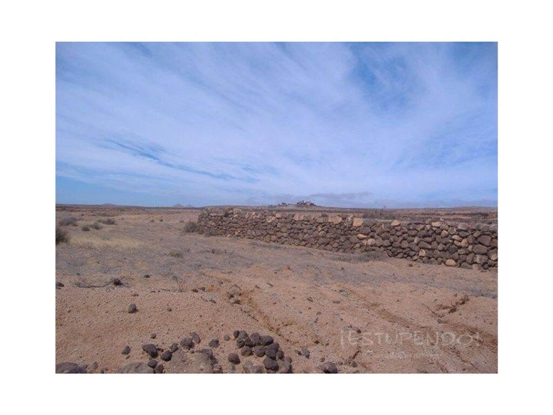 Terre dans Ouga, les îles Canaries 11523671