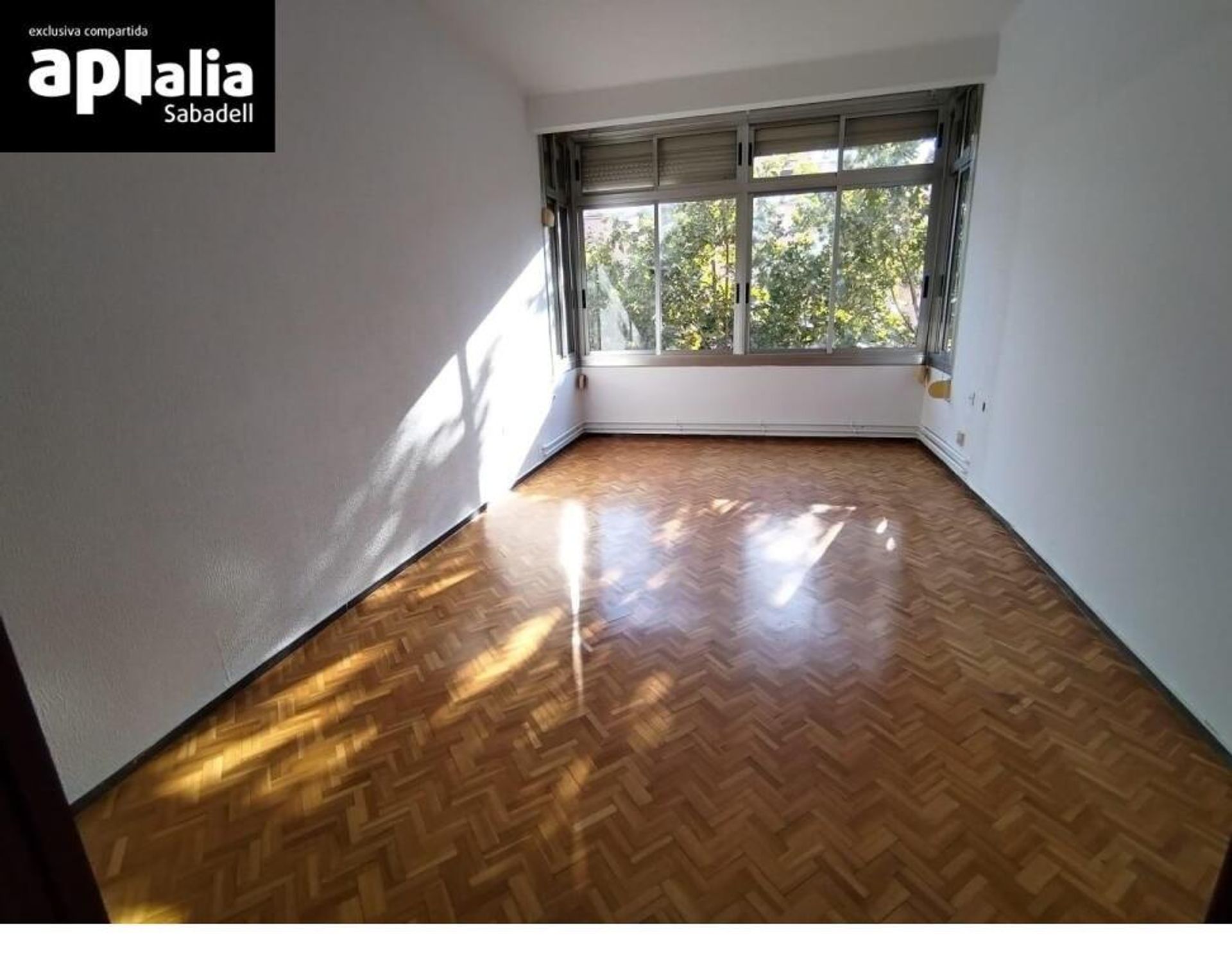 Condominio en Sabadell, Cataluña 11523743