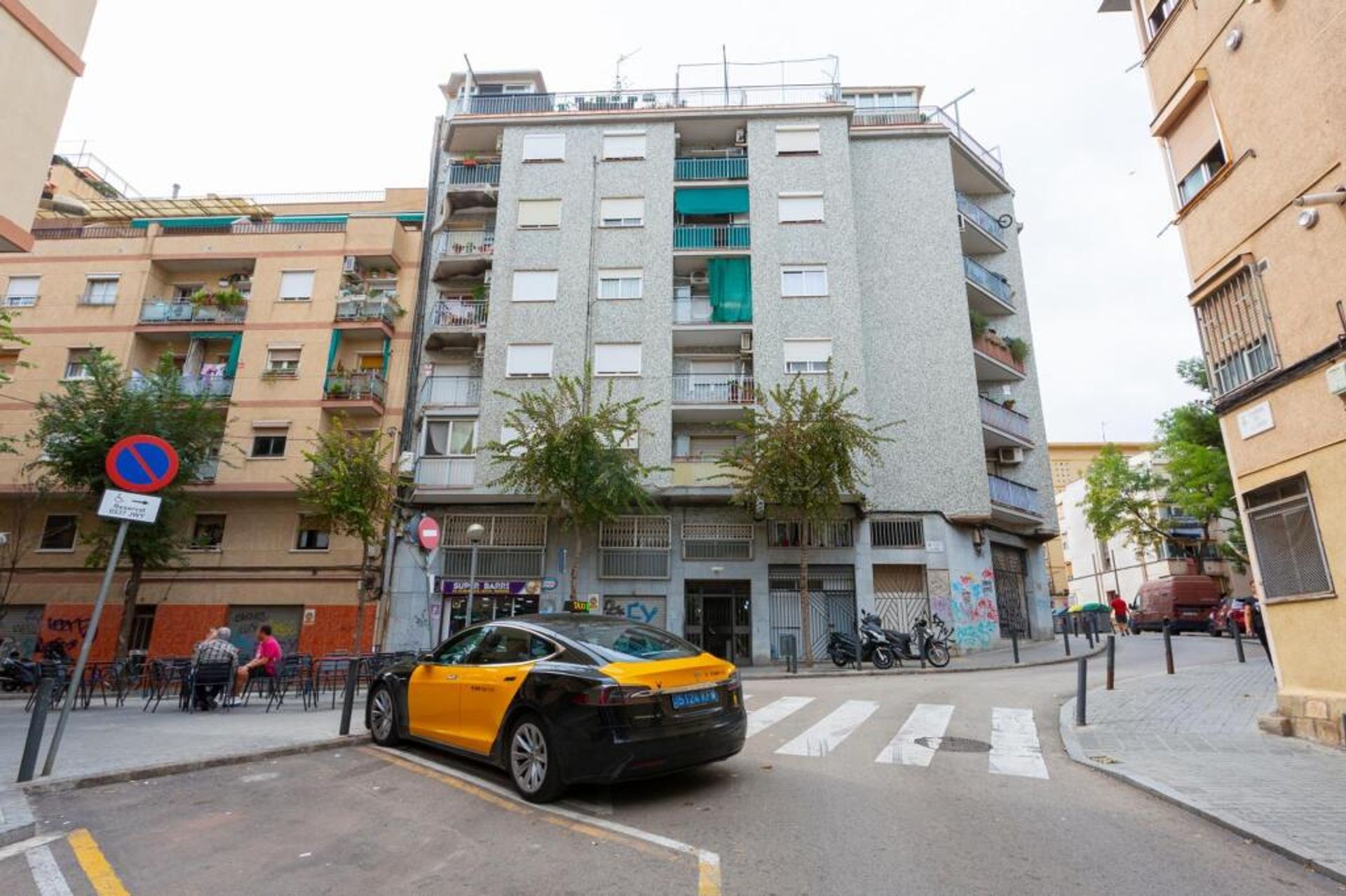 Ejerlejlighed i L'Hospitalet de Llobregat, Catalonia 11523808