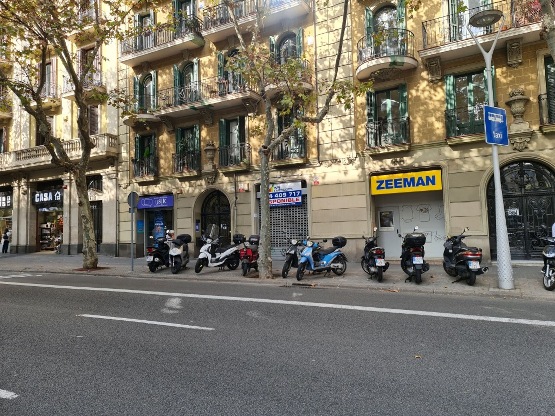 Teollinen sisään Barcelona, Katalonia 11523922